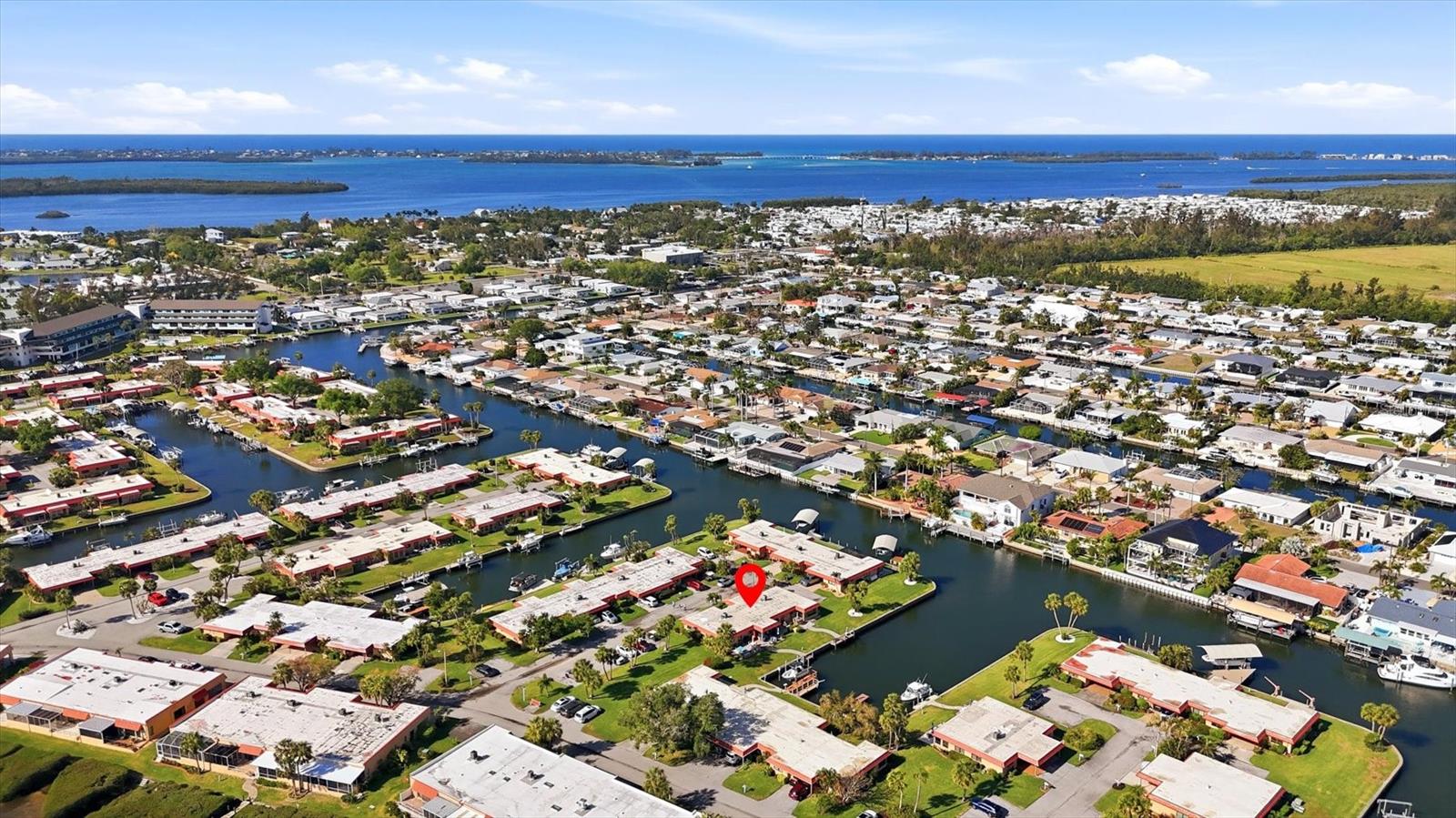 Image 43 of 58 For 9528 Antiqua Cove 9528