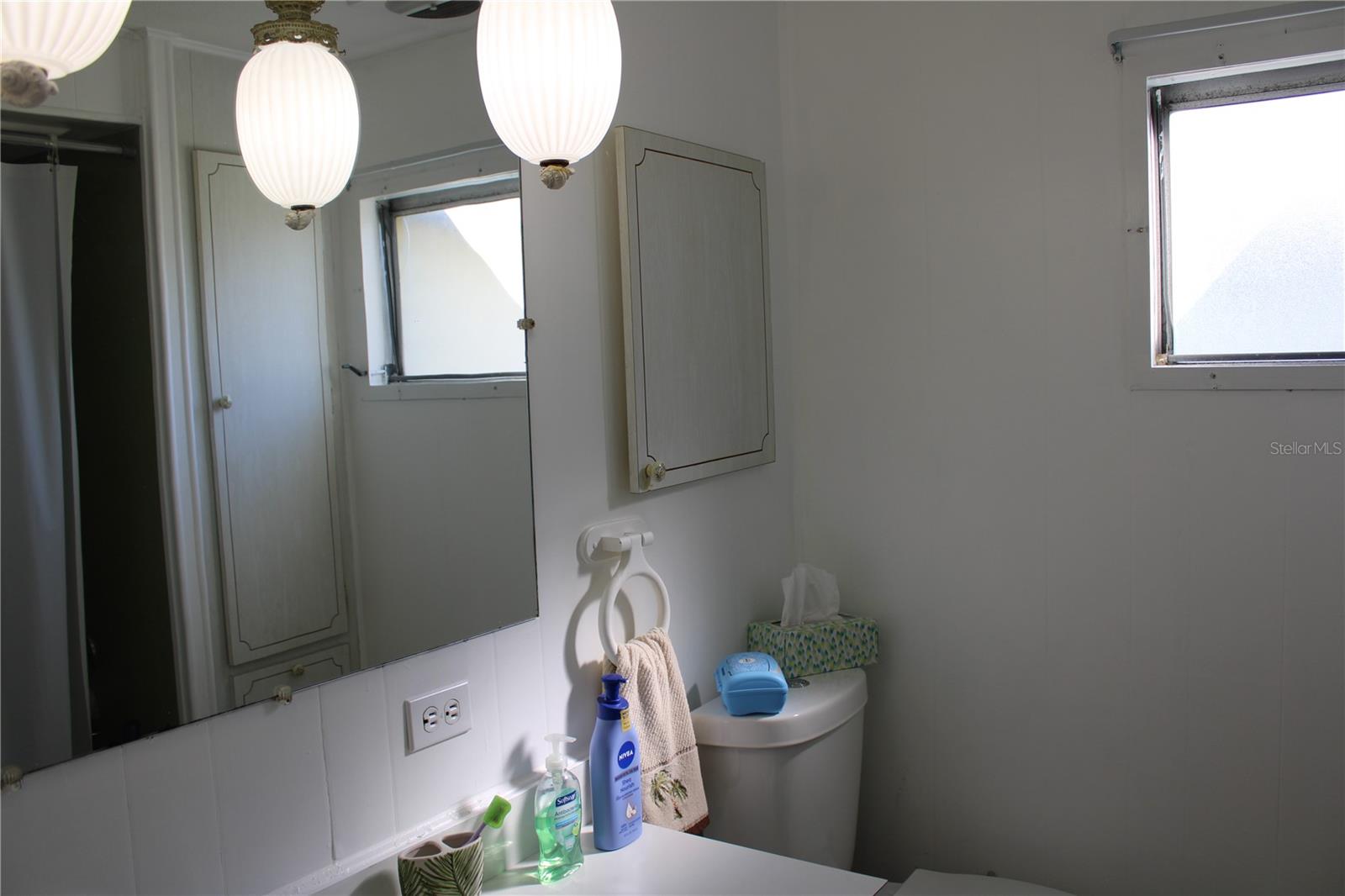 Image 19 of 30 For 5316 53rd Avenue E Q111