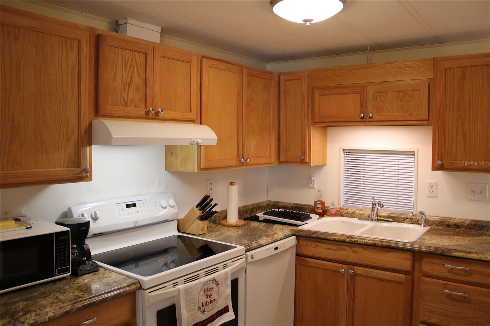 Image 4 of 30 For 5316 53rd Avenue E Q111