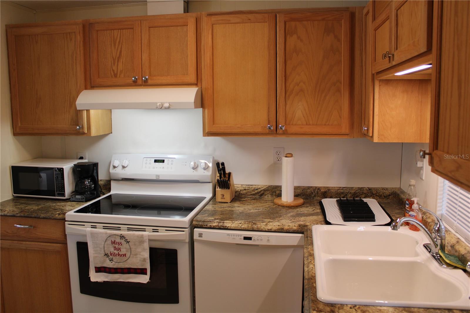 Image 5 of 30 For 5316 53rd Avenue E Q111