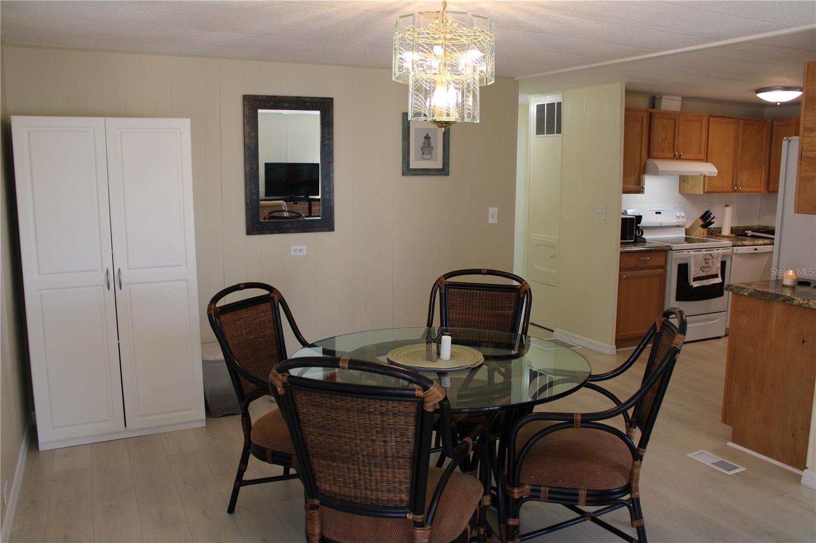 Image 7 of 30 For 5316 53rd Avenue E Q111