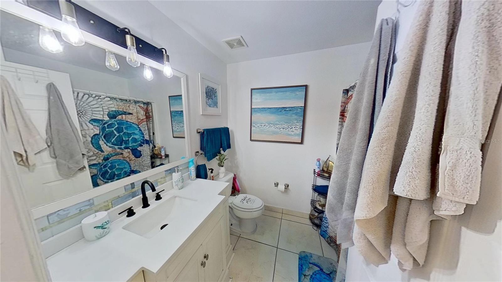 Listing photo id 22 for 1031 Brenton Leaf Drive