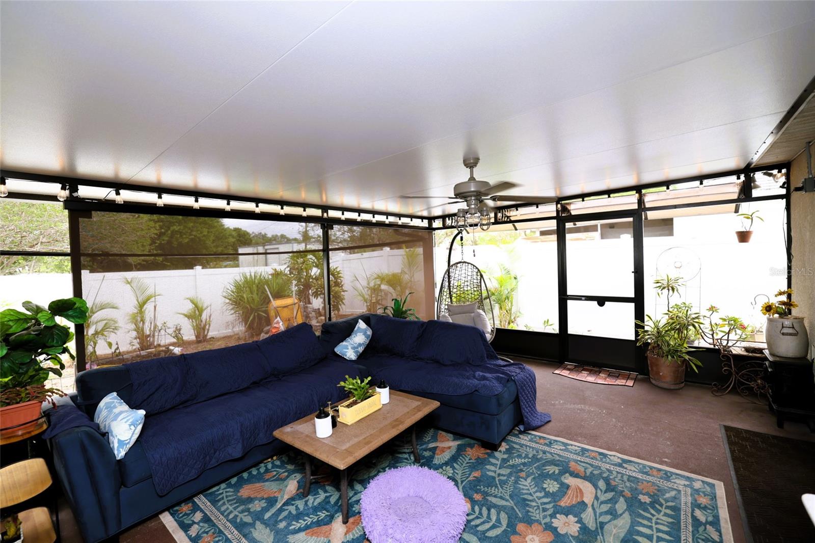 Listing photo id 27 for 1031 Brenton Leaf Drive