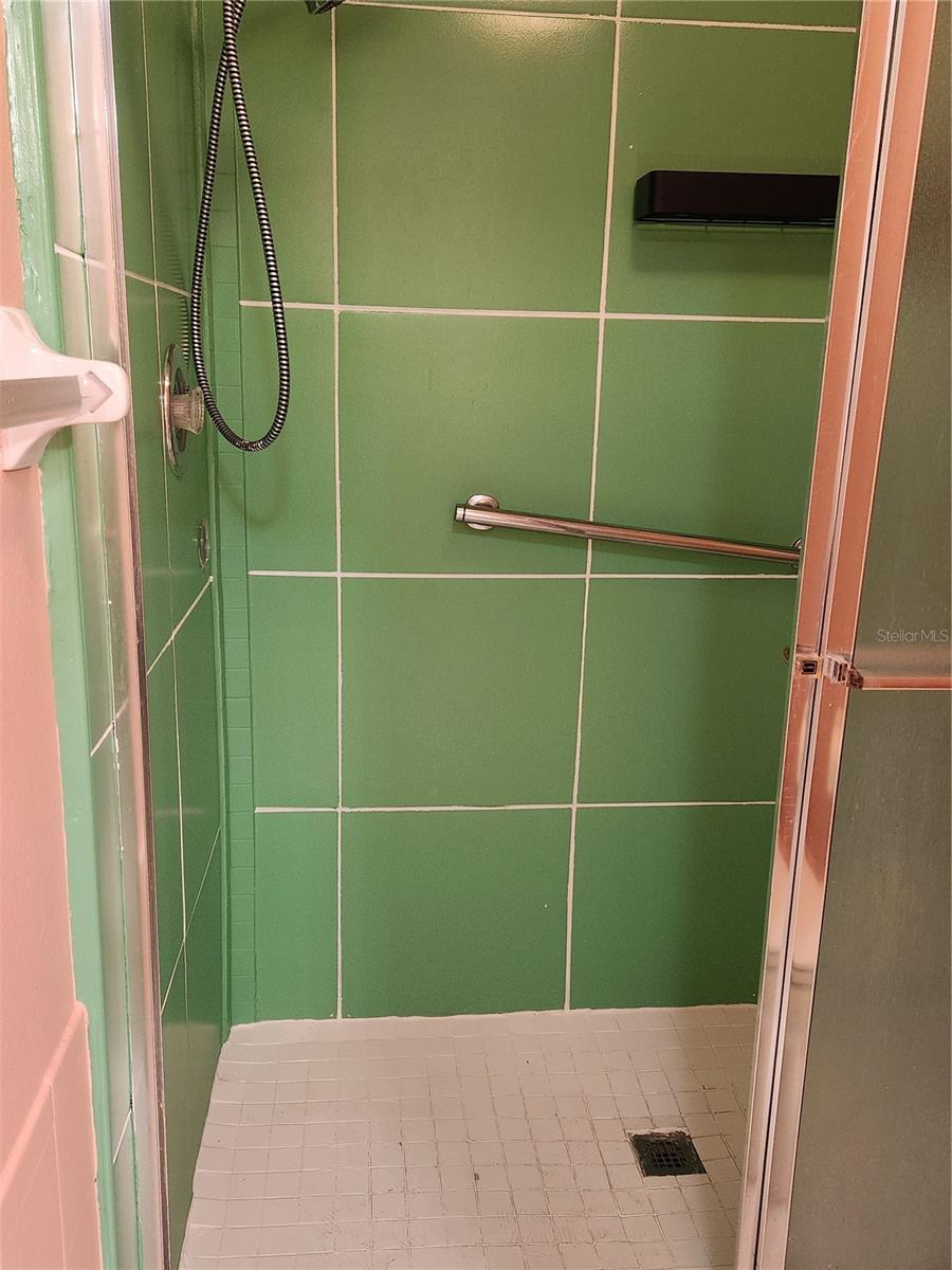 Image 13 of 34 For 6330 Green Oak Circle 6330