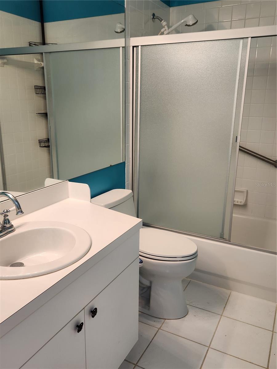 Image 16 of 34 For 6330 Green Oak Circle 6330