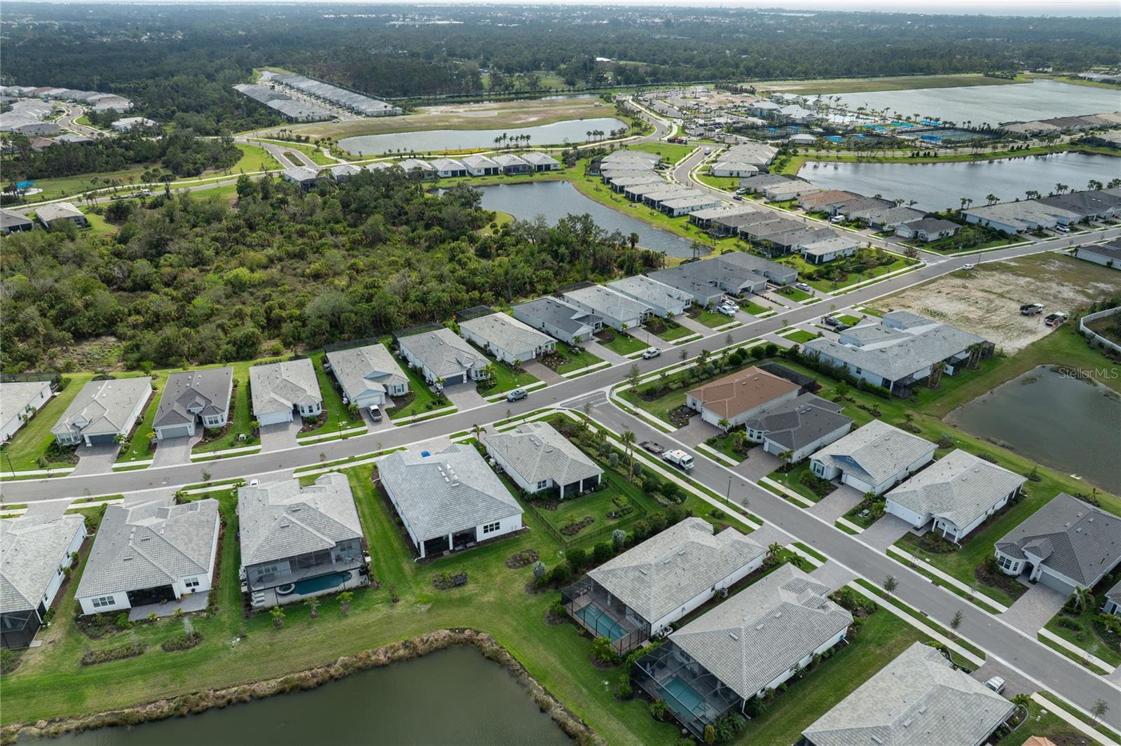 Image 11 of 47 For 9978 Bright Water Drive