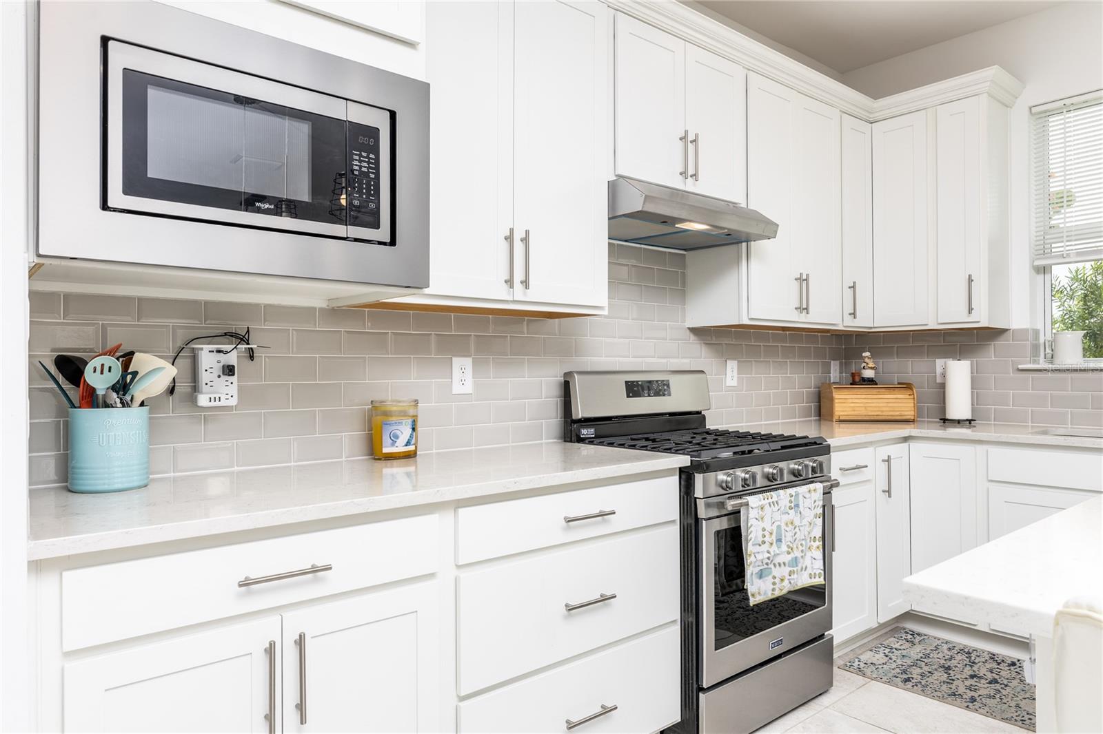 Image 34 of 47 For 9978 Bright Water Drive