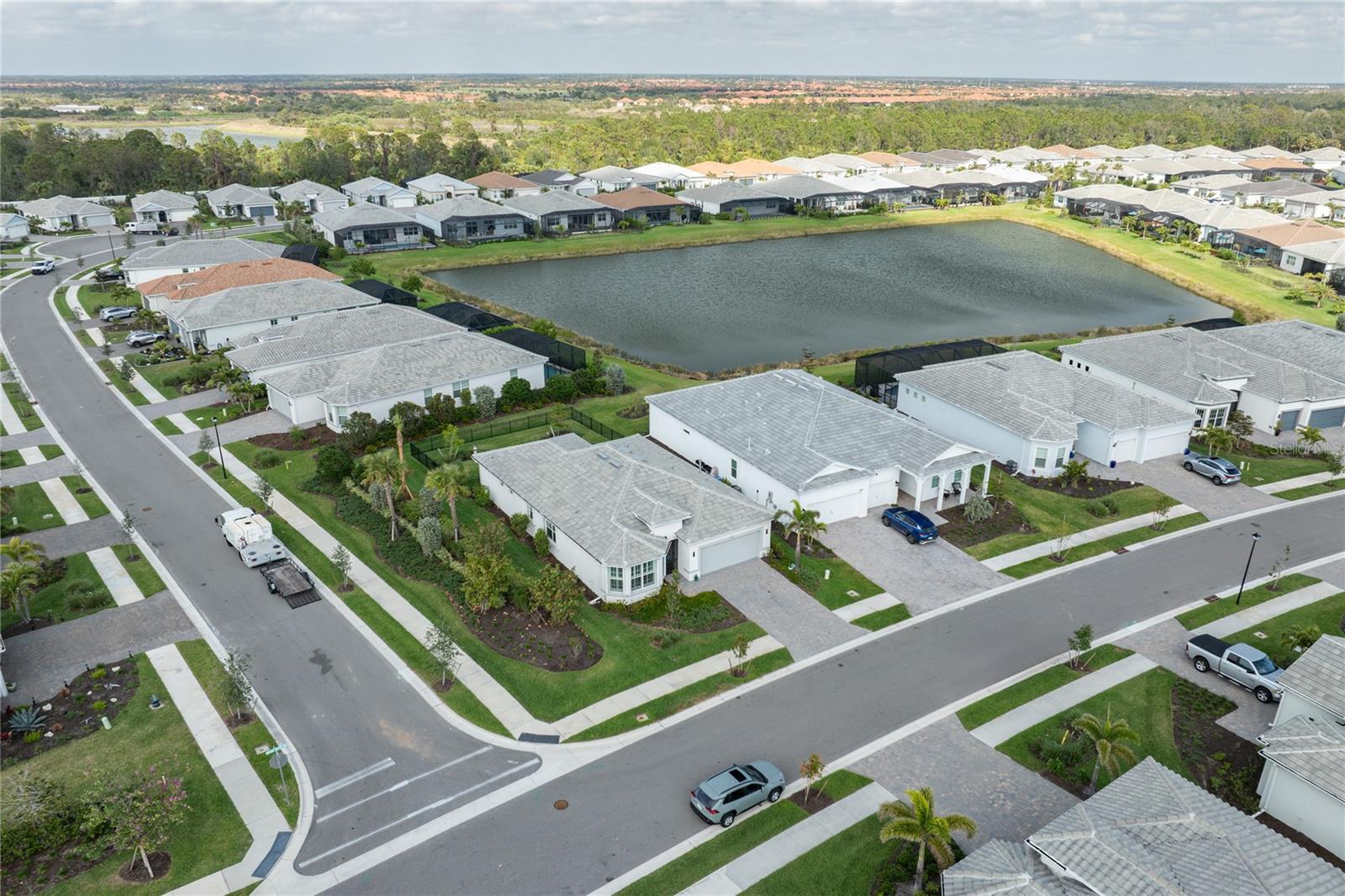 Image 6 of 47 For 9978 Bright Water Drive