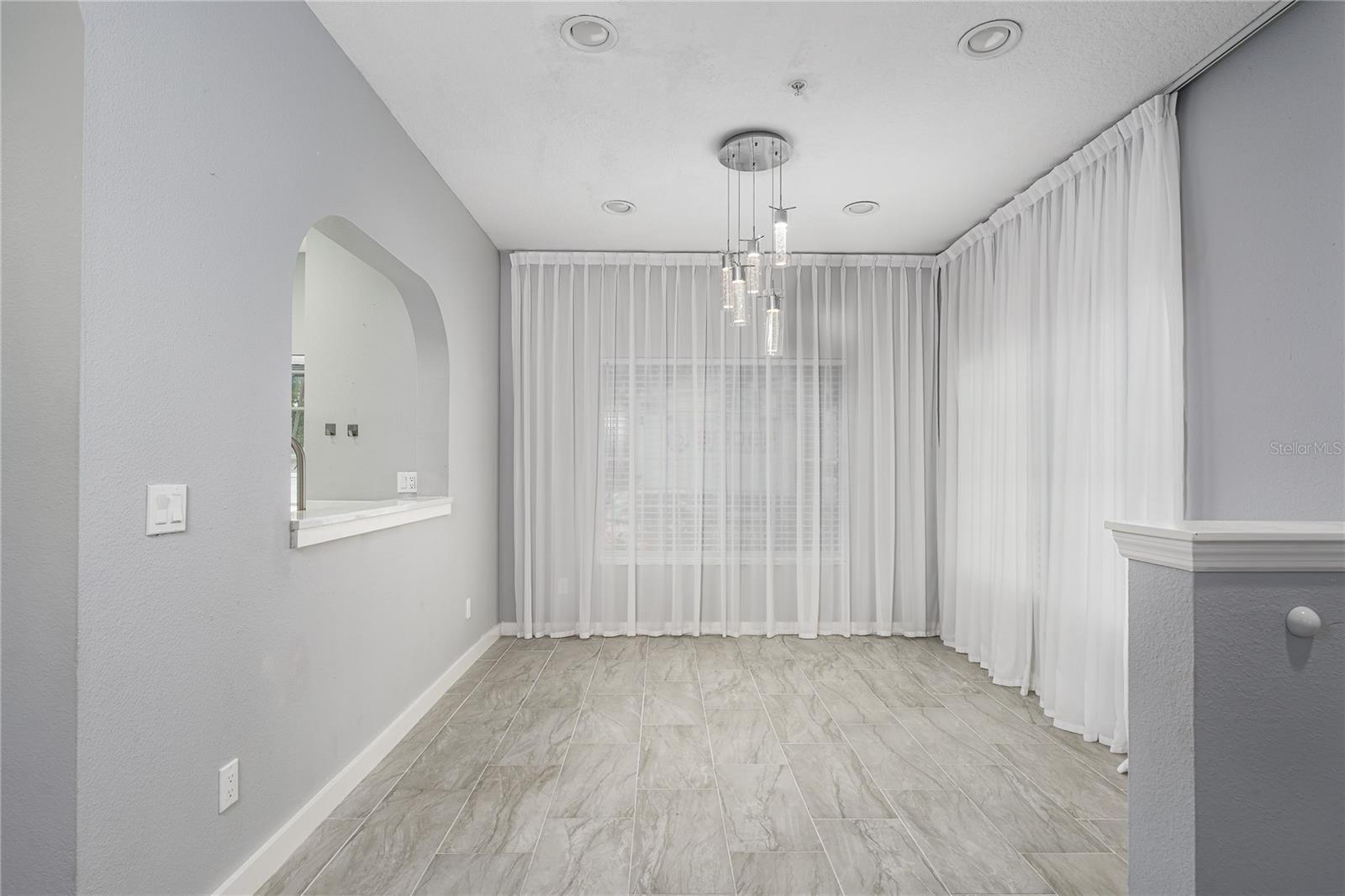 Image 13 of 32 For 208 Cape Harbour Loop 101