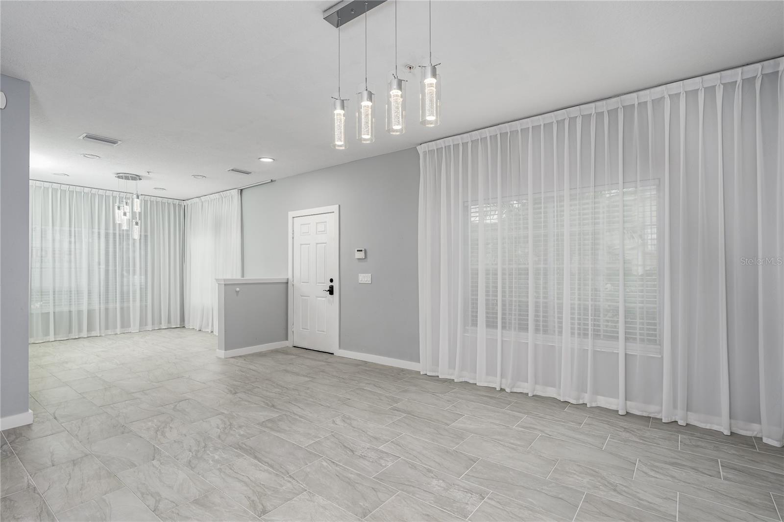 Image 14 of 32 For 208 Cape Harbour Loop 101