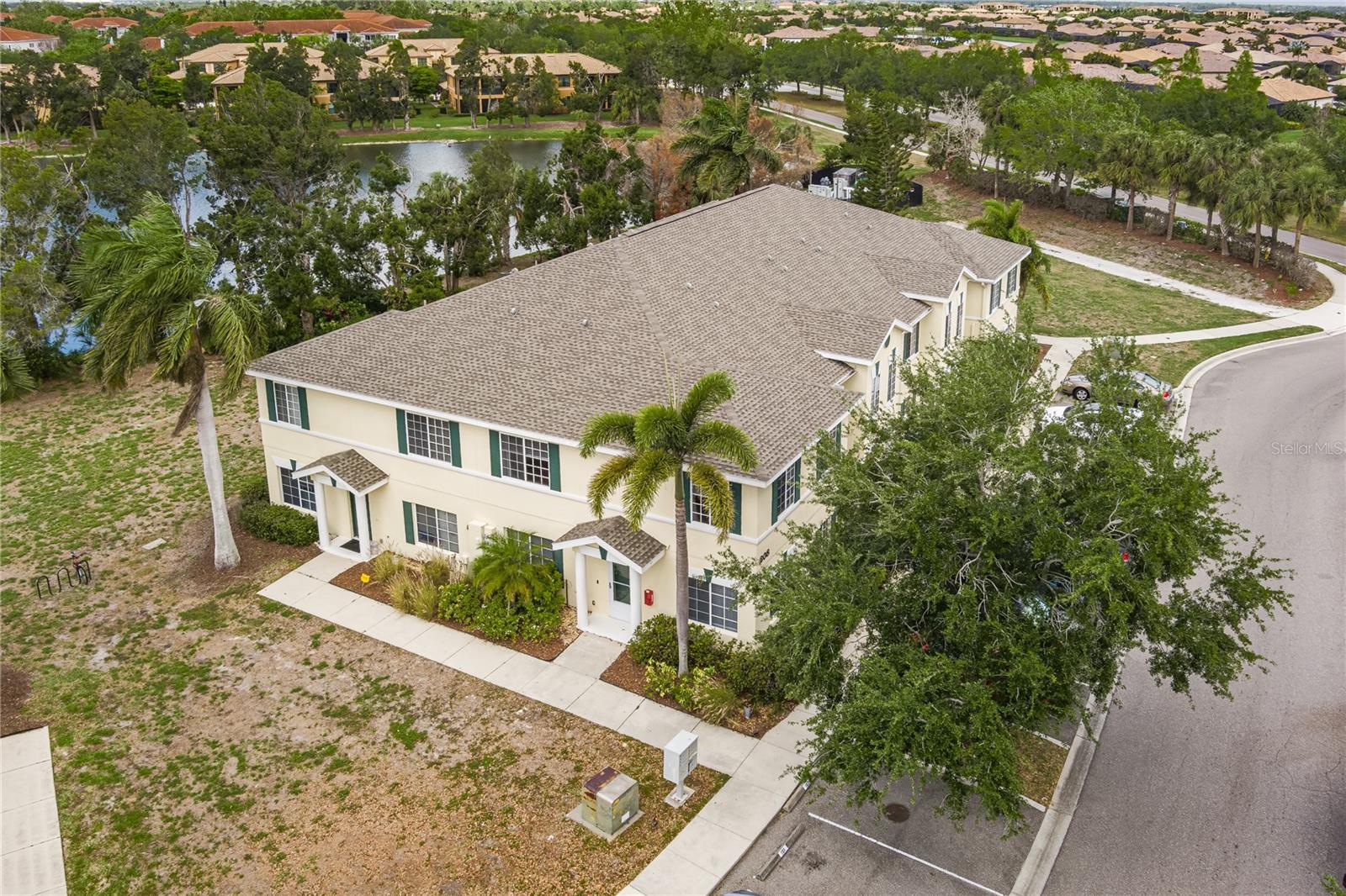 Image 24 of 32 For 208 Cape Harbour Loop 101