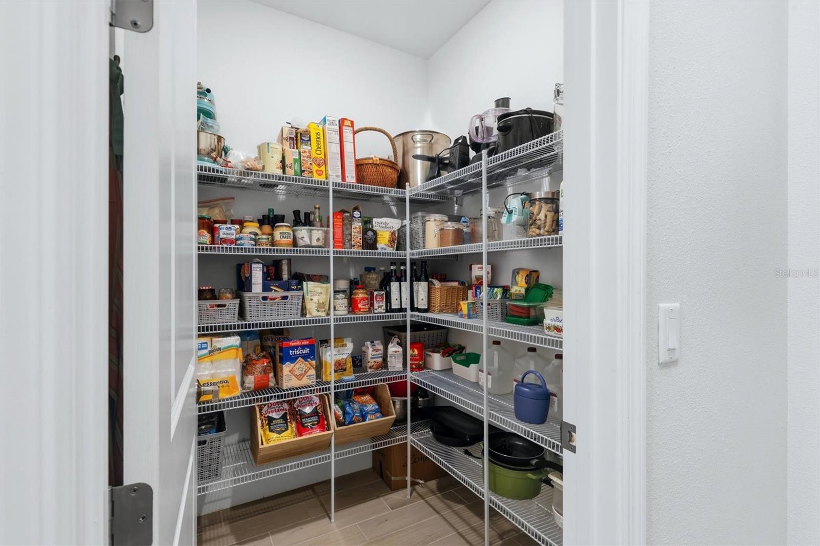 Image 17 of 56 For 9268 Tequila Sunrise Drive