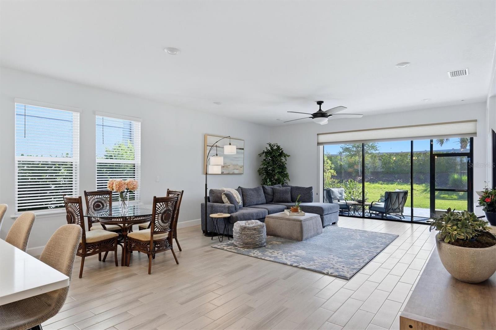 Image 8 of 56 For 9268 Tequila Sunrise Drive