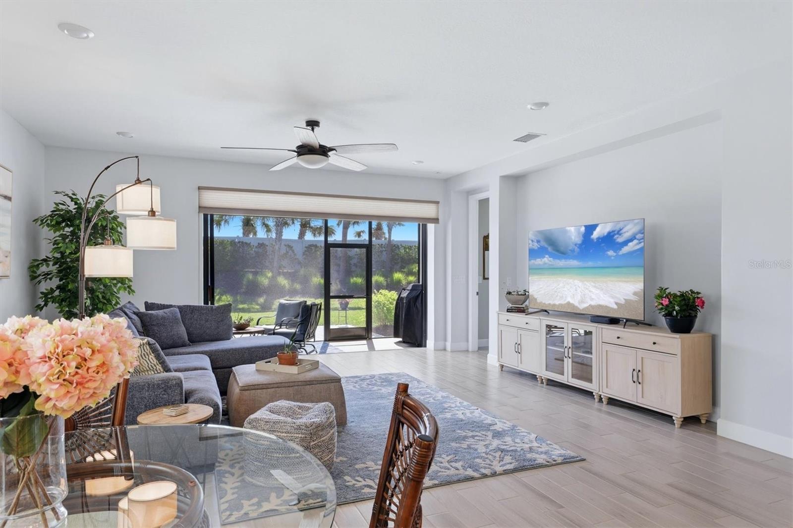 Image 9 of 56 For 9268 Tequila Sunrise Drive