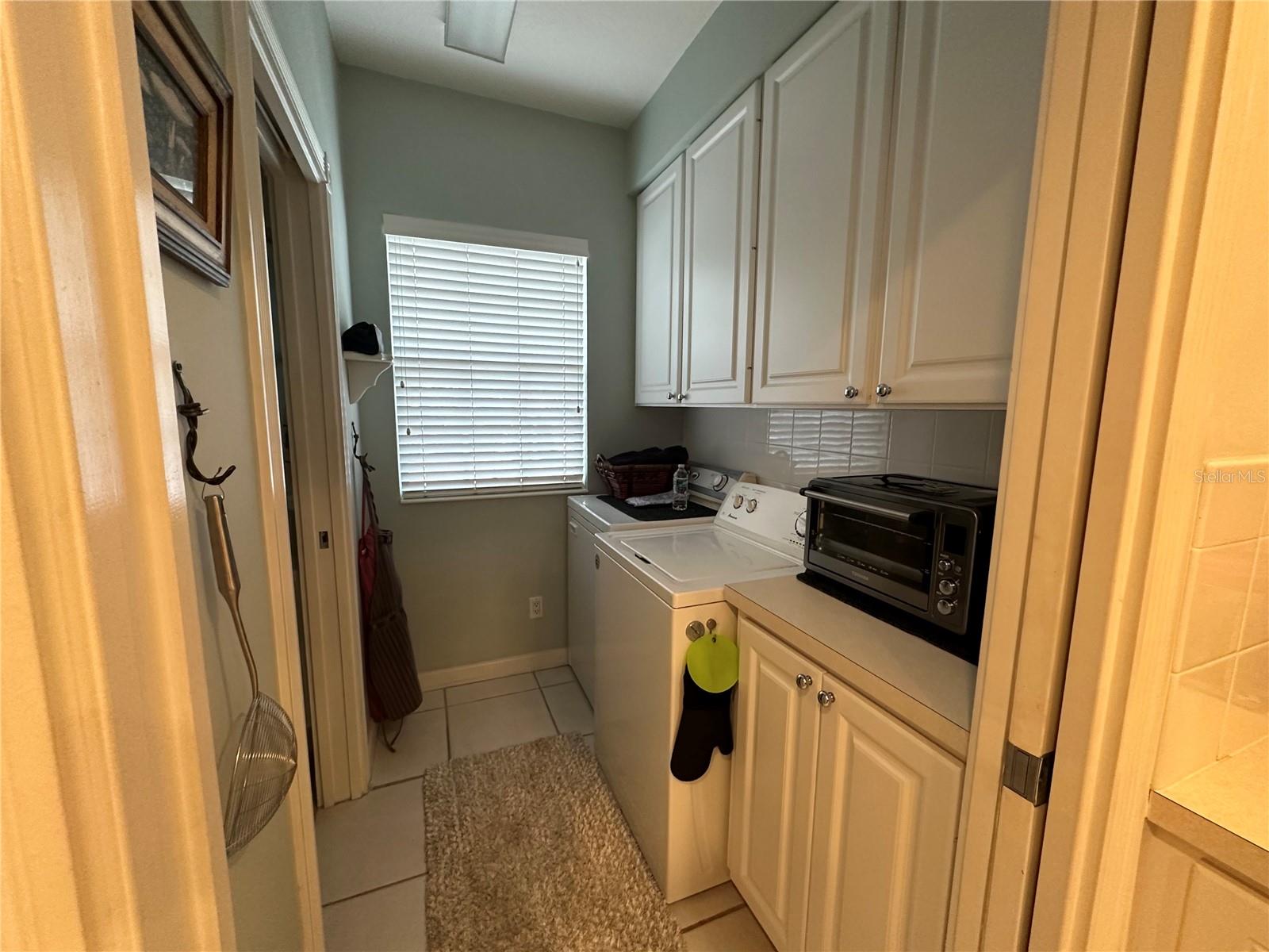 Image 4 of 24 For 7896 Farina Court