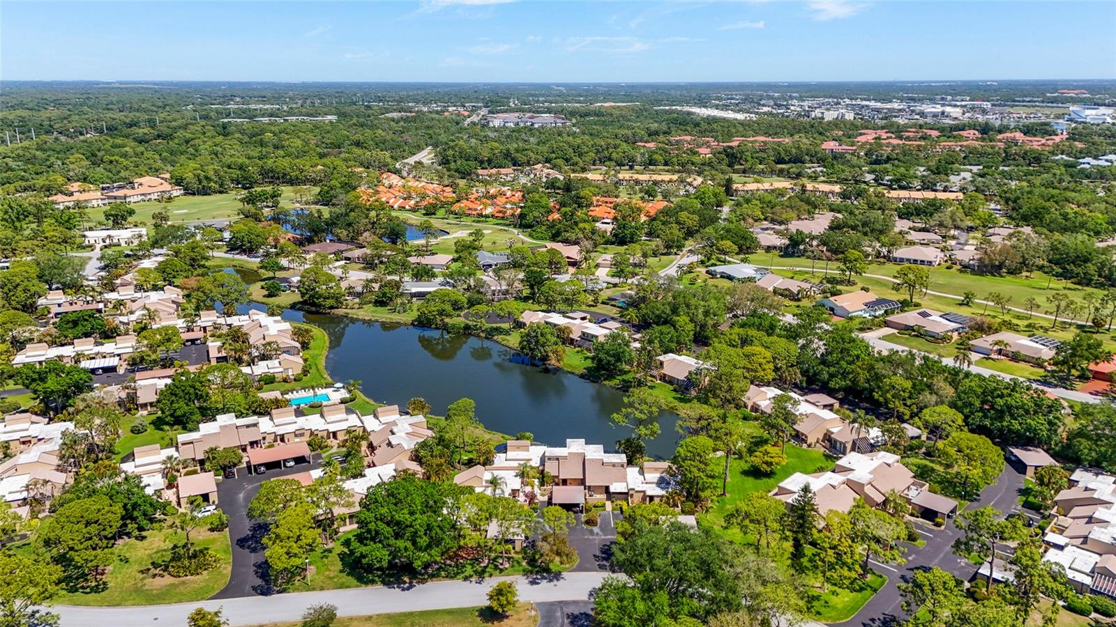 Image 20 of 77 For 5327 Myrtle Wood  52