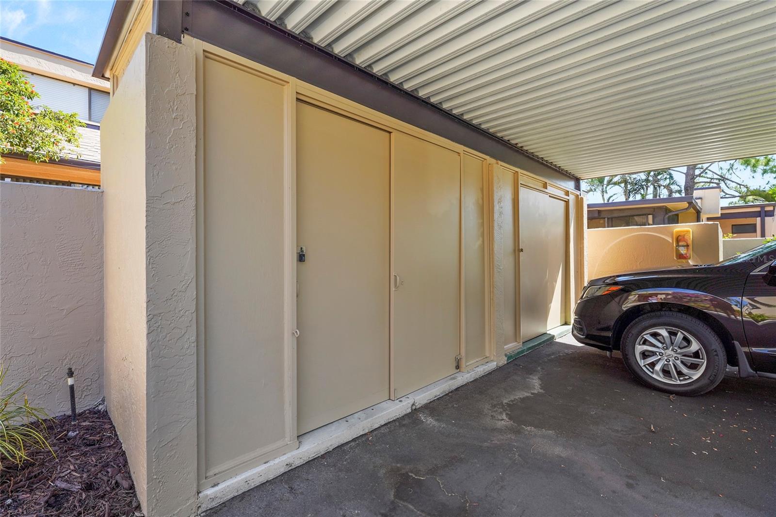 Image 49 of 77 For 5327 Myrtle Wood  52