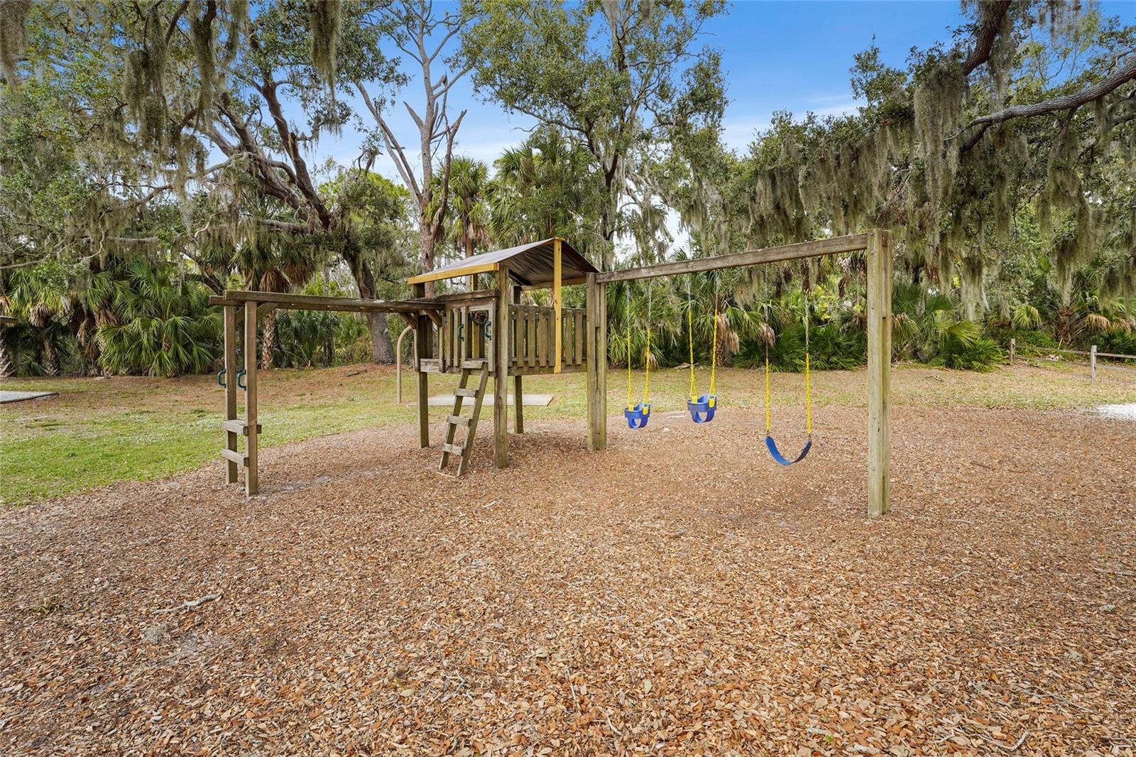 Image 68 of 77 For 5327 Myrtle Wood  52