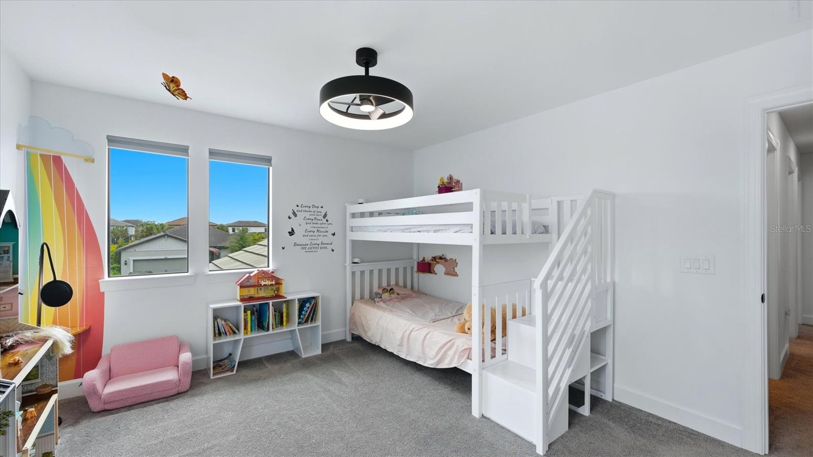 Image 27 of 73 For 16313 Hidden Oak Loop