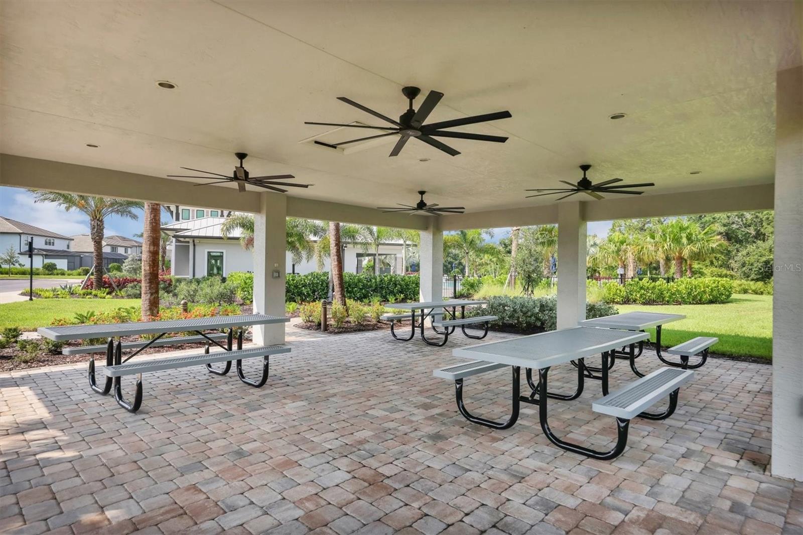 Image 55 of 73 For 16313 Hidden Oak Loop