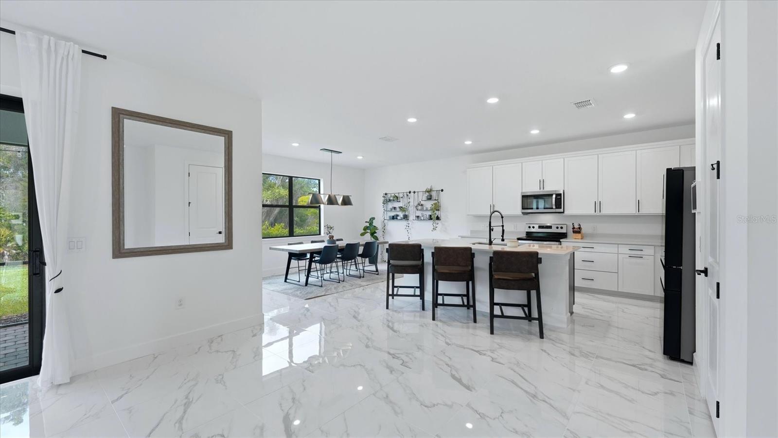 Image 6 of 73 For 16313 Hidden Oak Loop