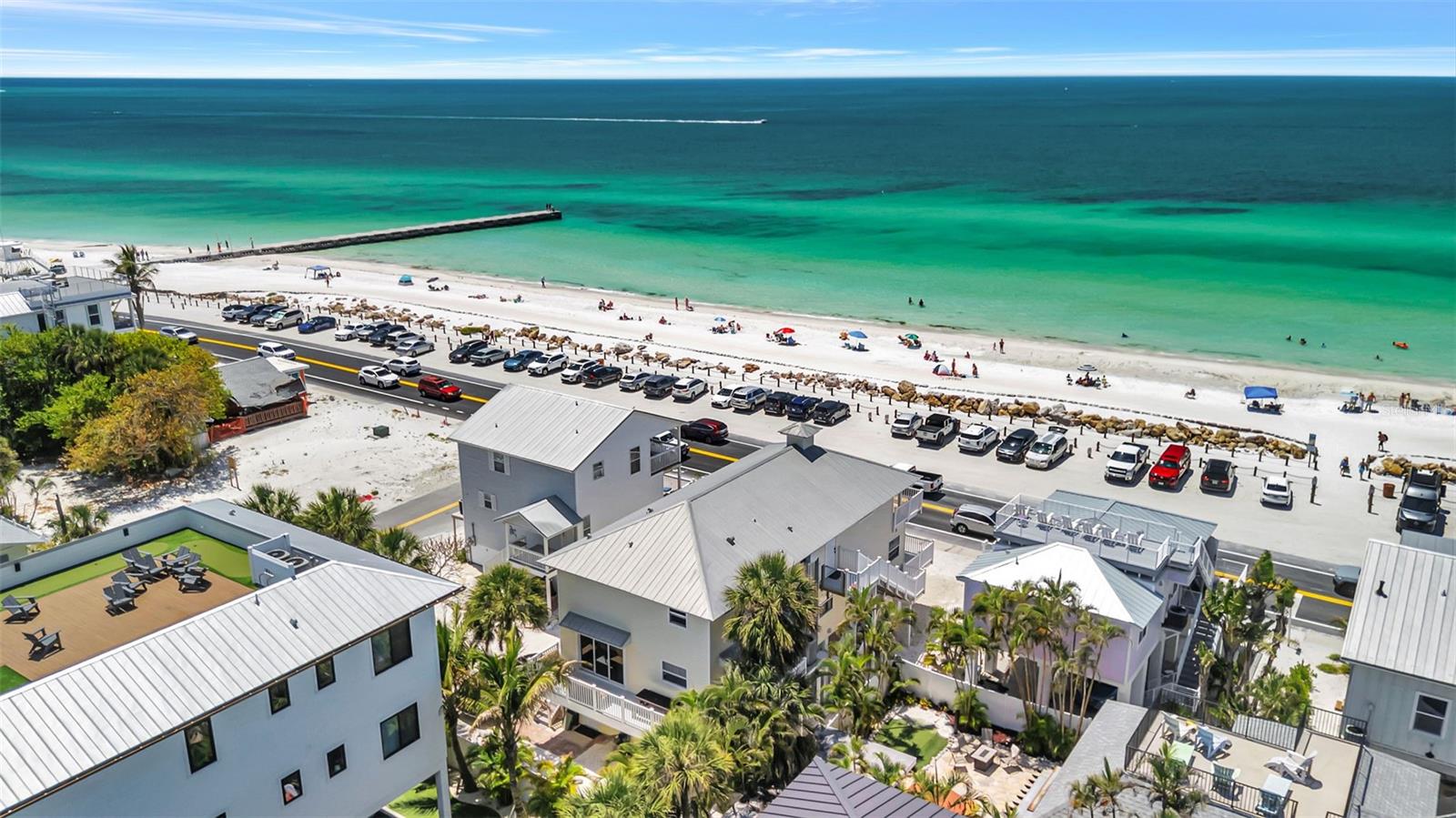 Image 11 of 67 For 1105 Gulf Drive S 3