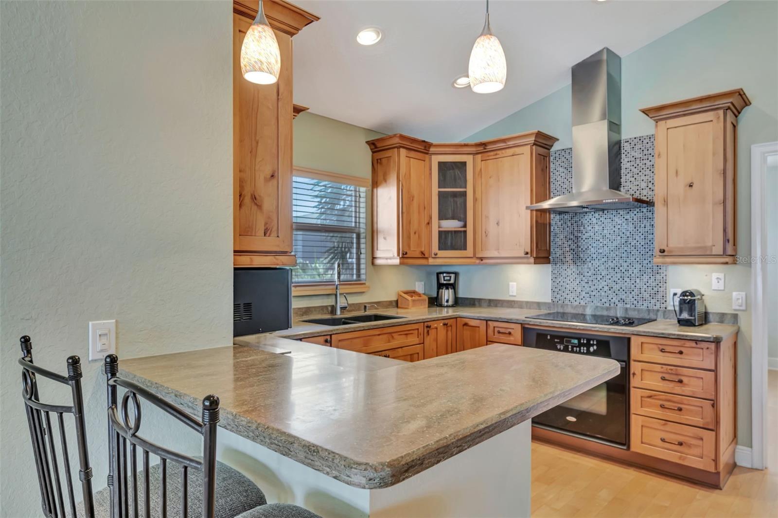 Image 20 of 67 For 1105 Gulf Drive S 3