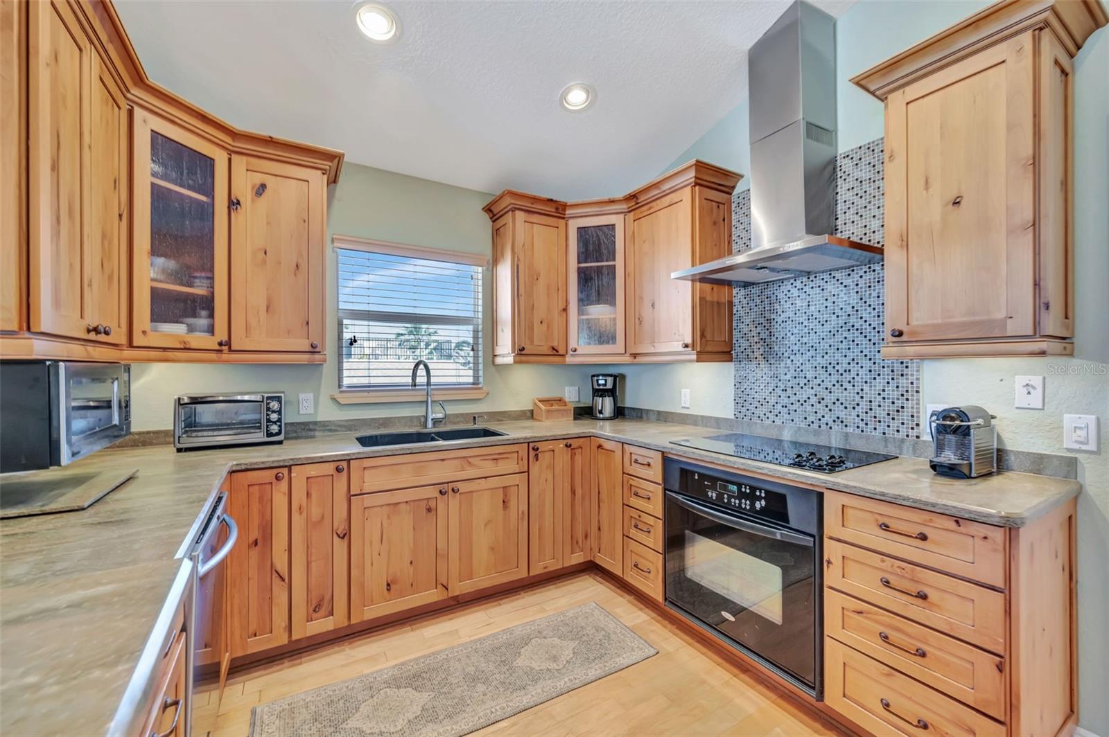 Image 21 of 67 For 1105 Gulf Drive S 3