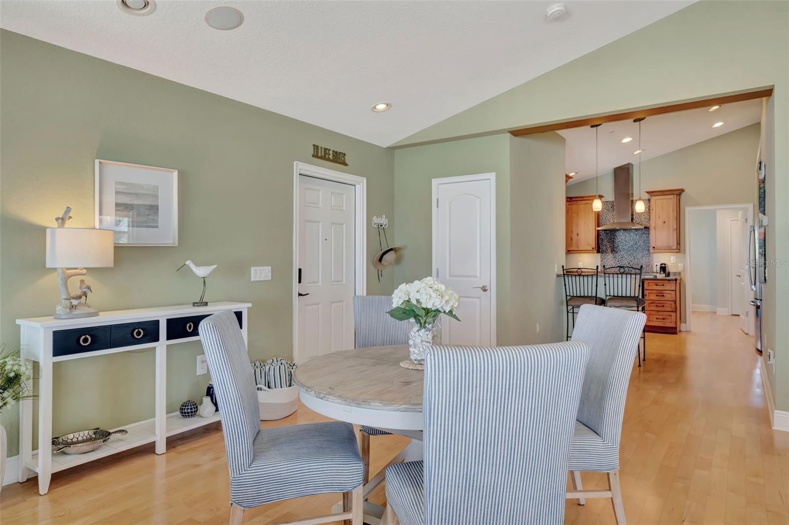 Image 36 of 67 For 1105 Gulf Drive S 3