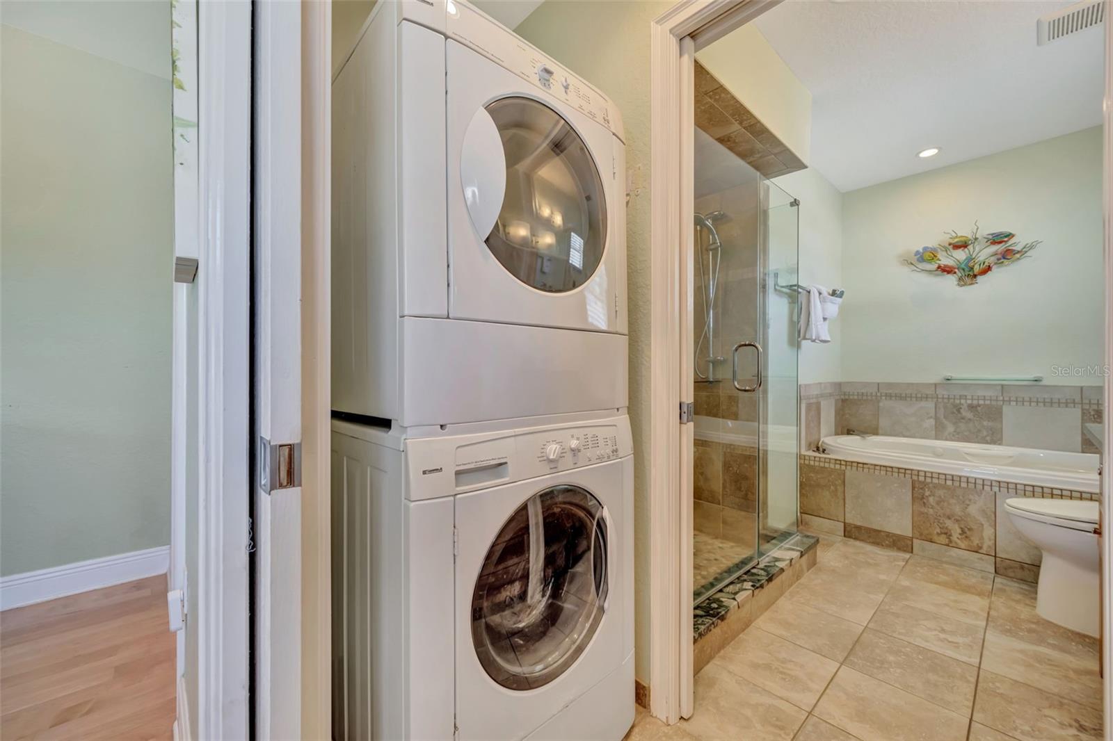 Image 45 of 67 For 1105 Gulf Drive S 3