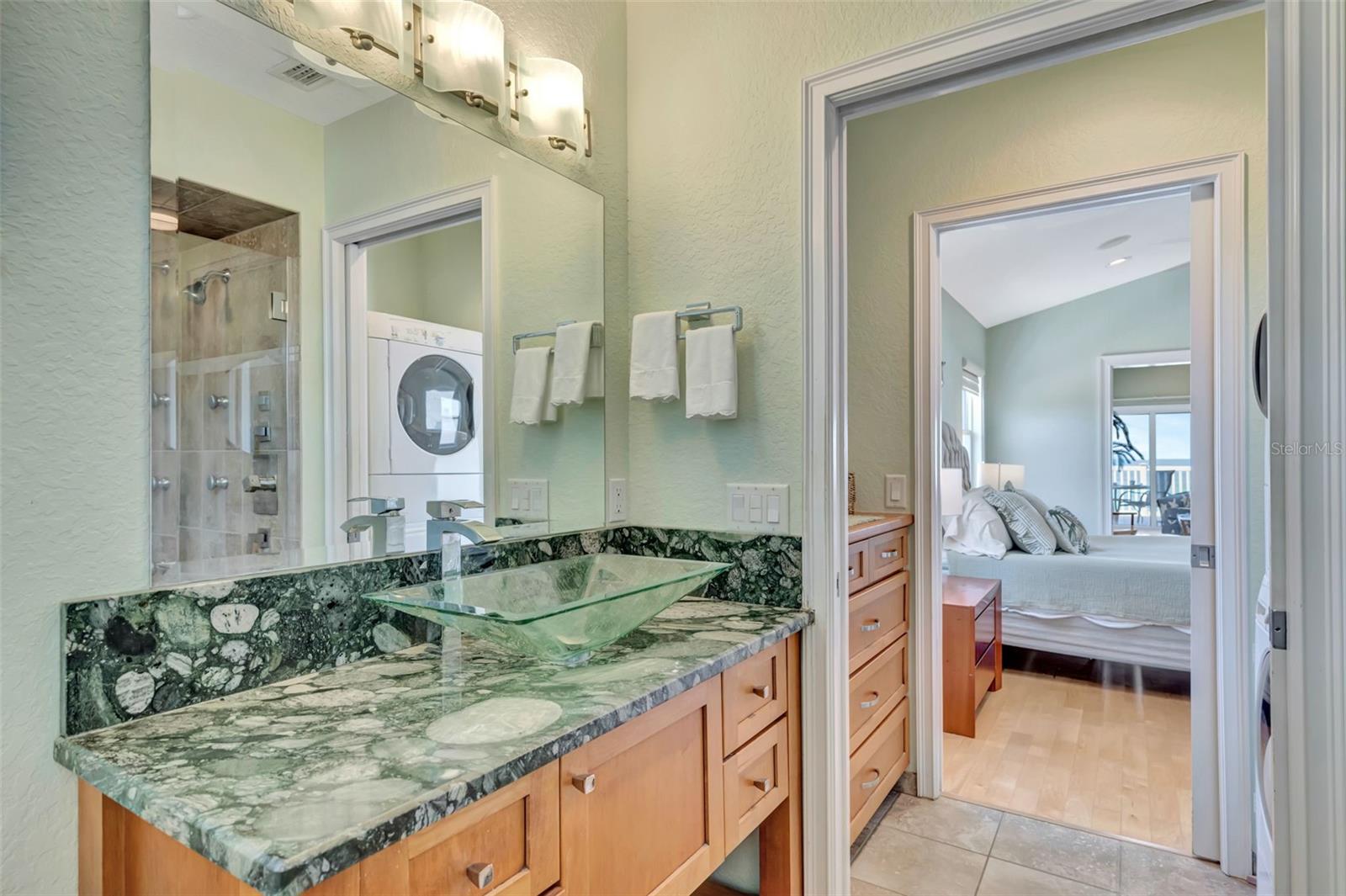 Image 50 of 67 For 1105 Gulf Drive S 3