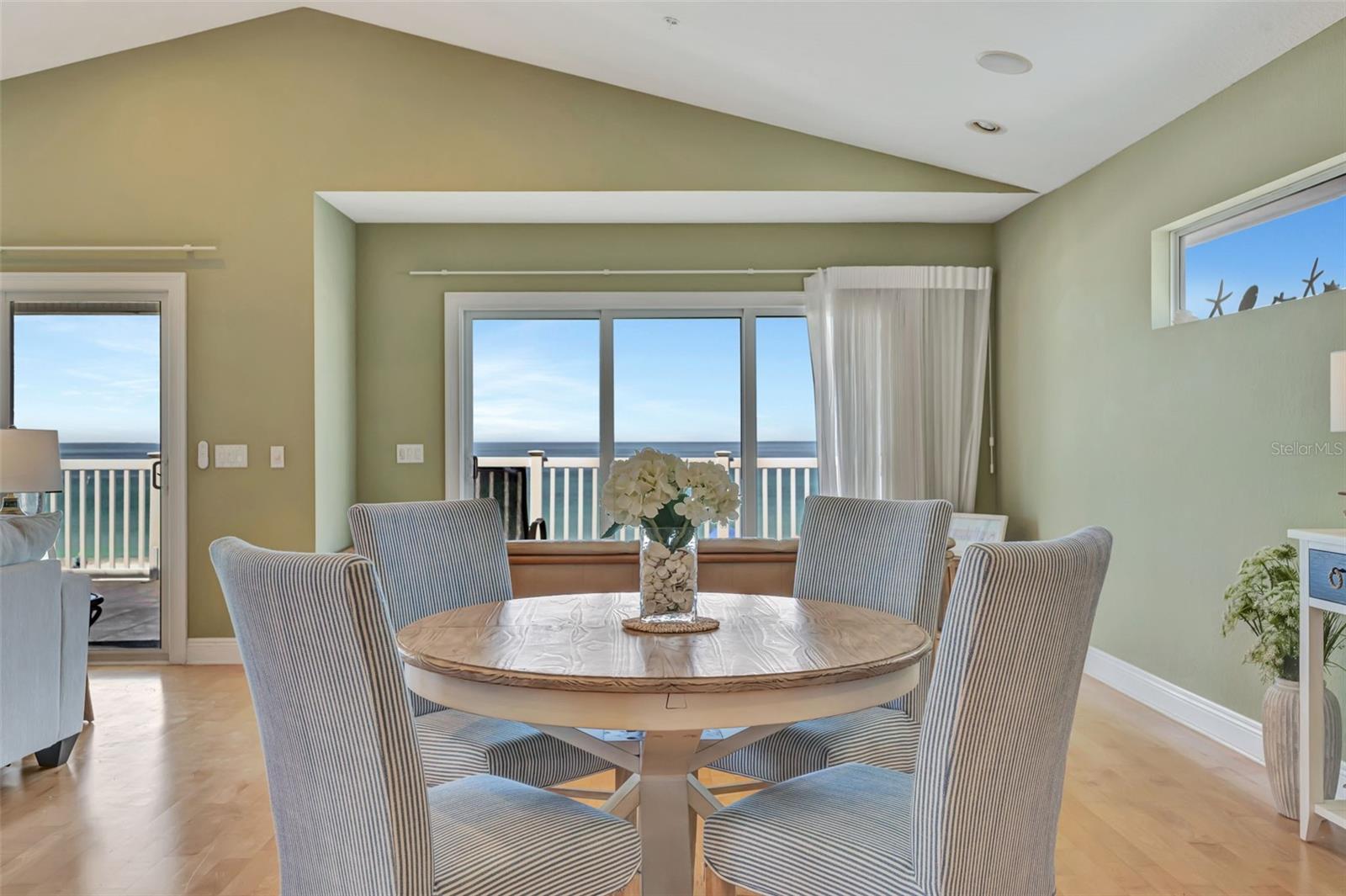 Image 7 of 67 For 1105 Gulf Drive S 3