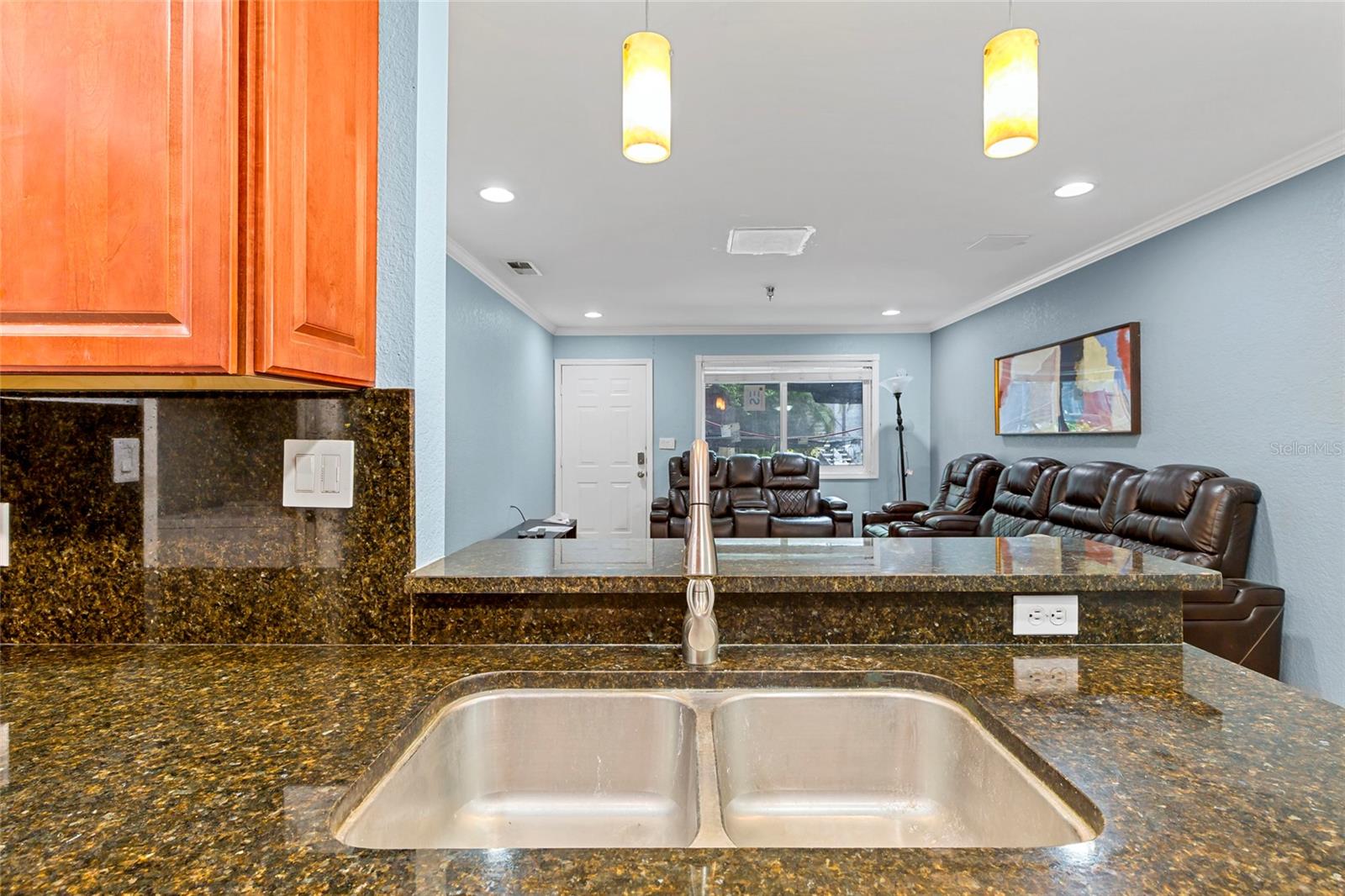 Image 11 of 26 For 10265 Gandy Boulevard N 813