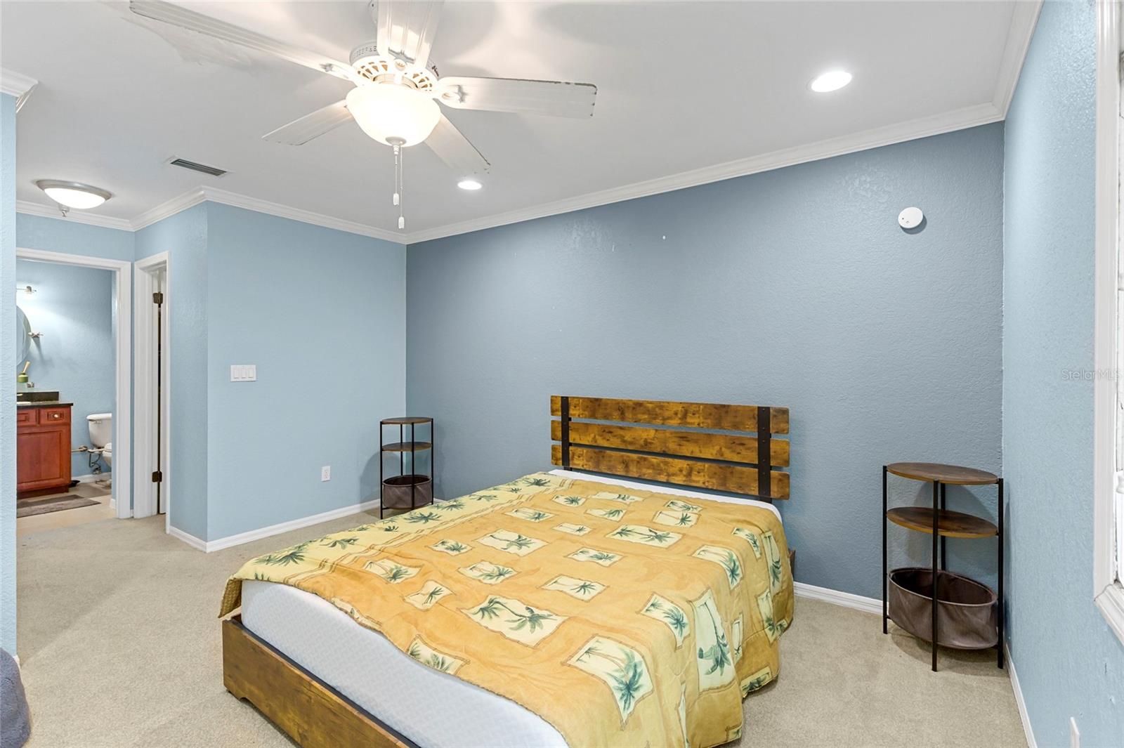 Image 13 of 26 For 10265 Gandy Boulevard N 813