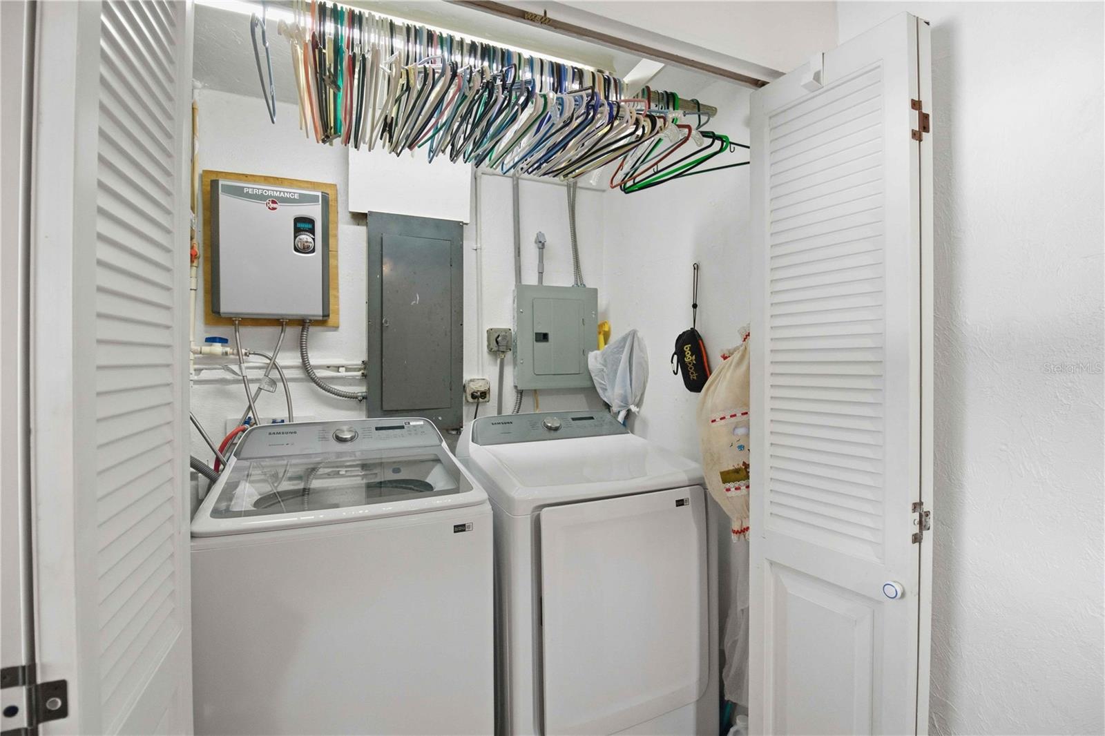 Image 21 of 38 For 3514 24th Parkway