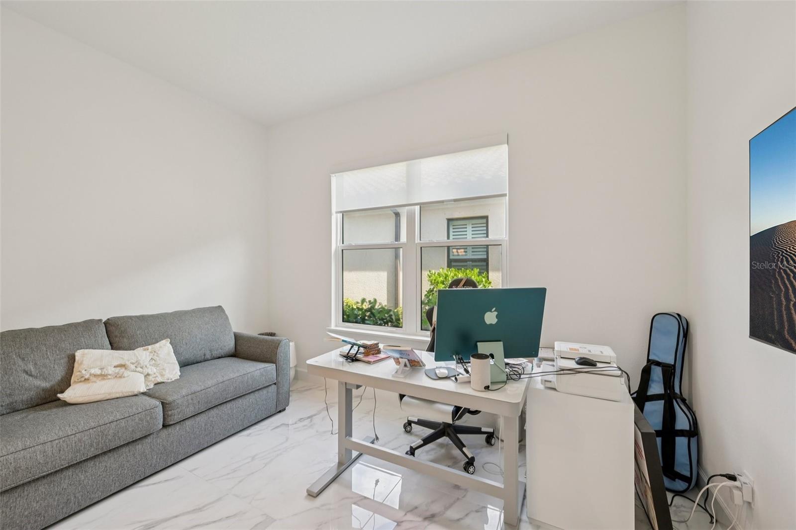 Image 21 of 41 For 6203 Grandview Hill Court