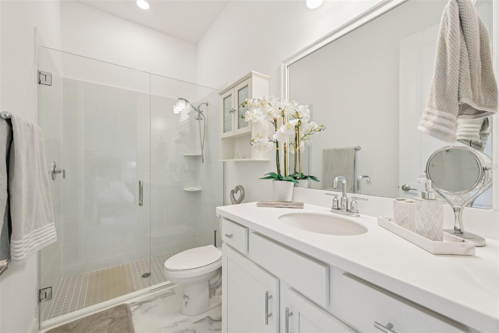 Image 23 of 41 For 6203 Grandview Hill Court