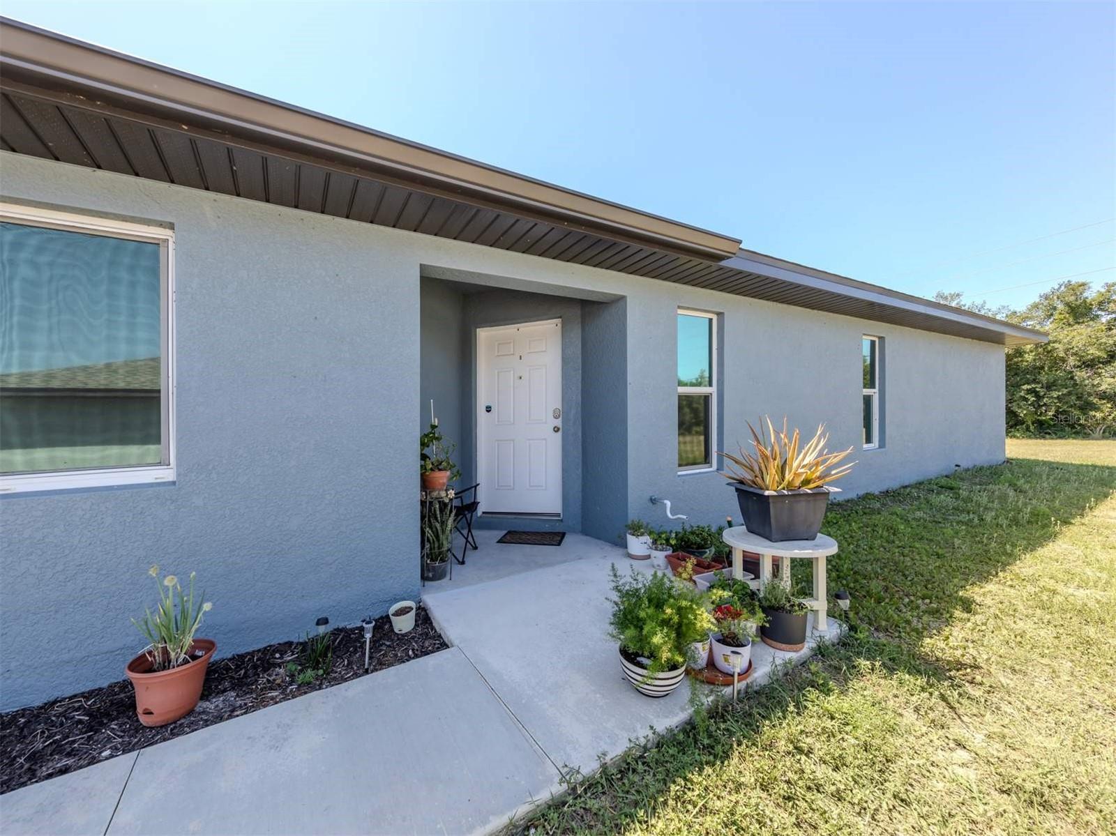 Image 29 of 32 For 125 Boundary Boulevard 2