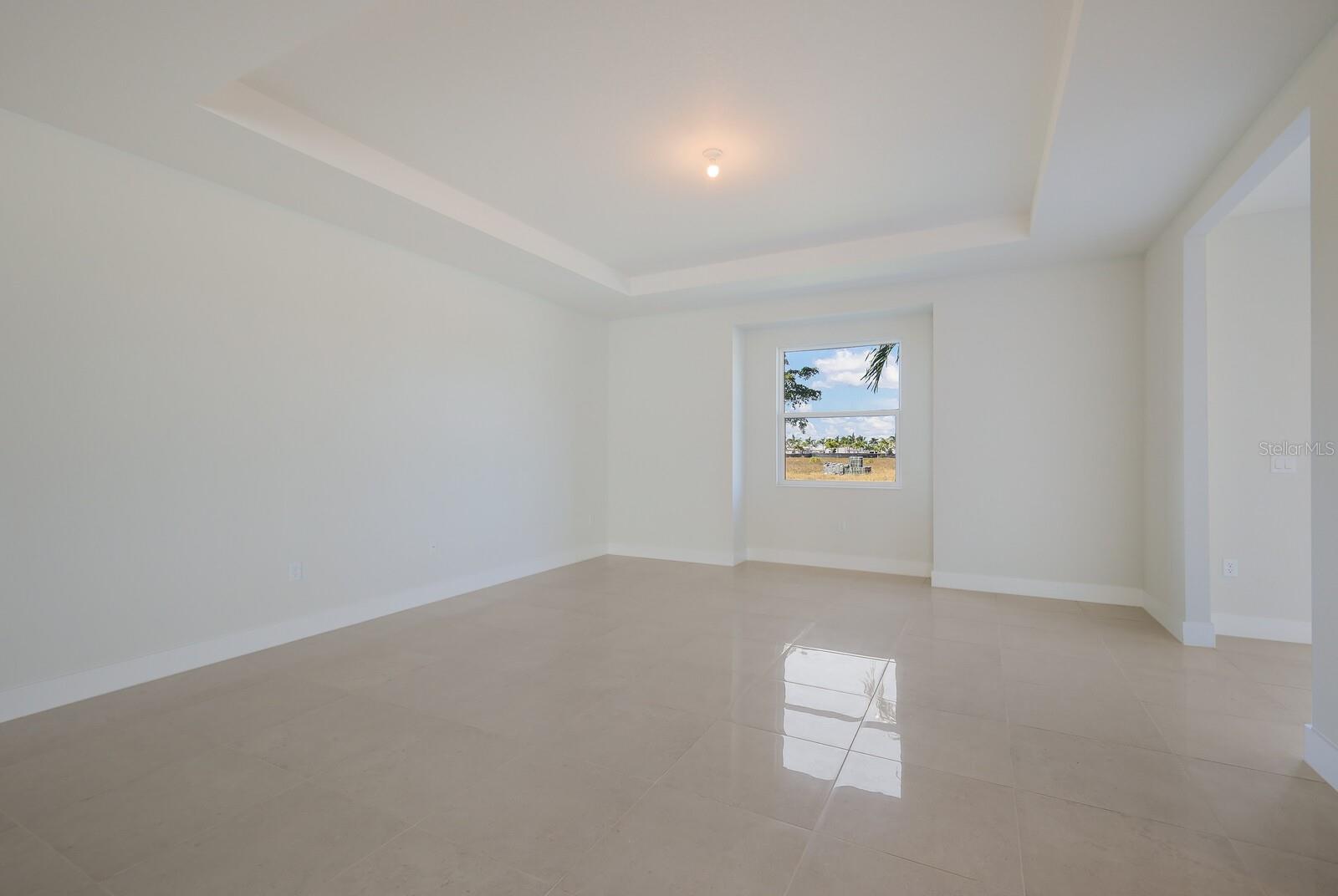 Listing photo id 2 for 6009 White Mangrove Lane