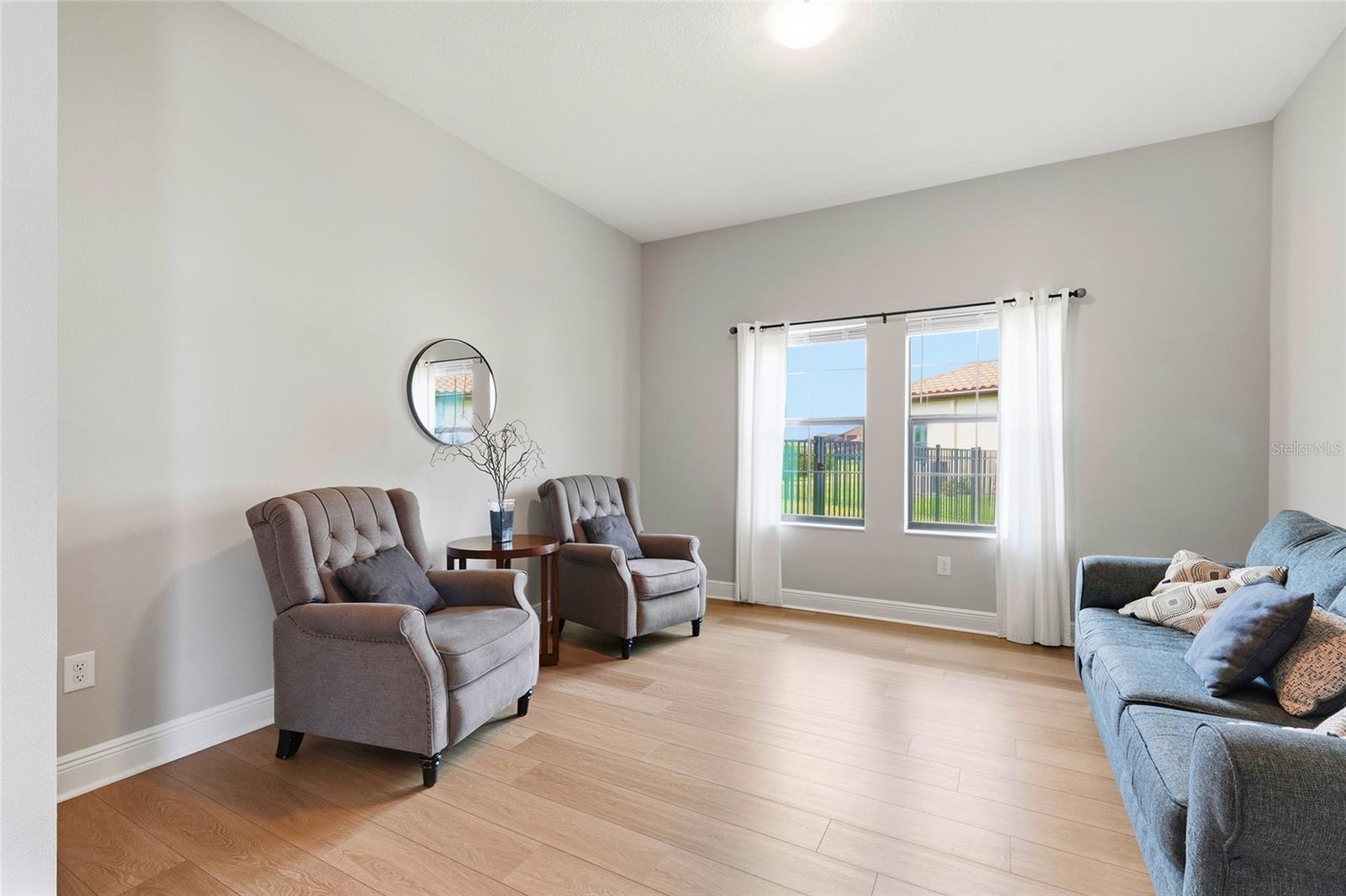 Image 25 of 65 For 8207 Rushton Place