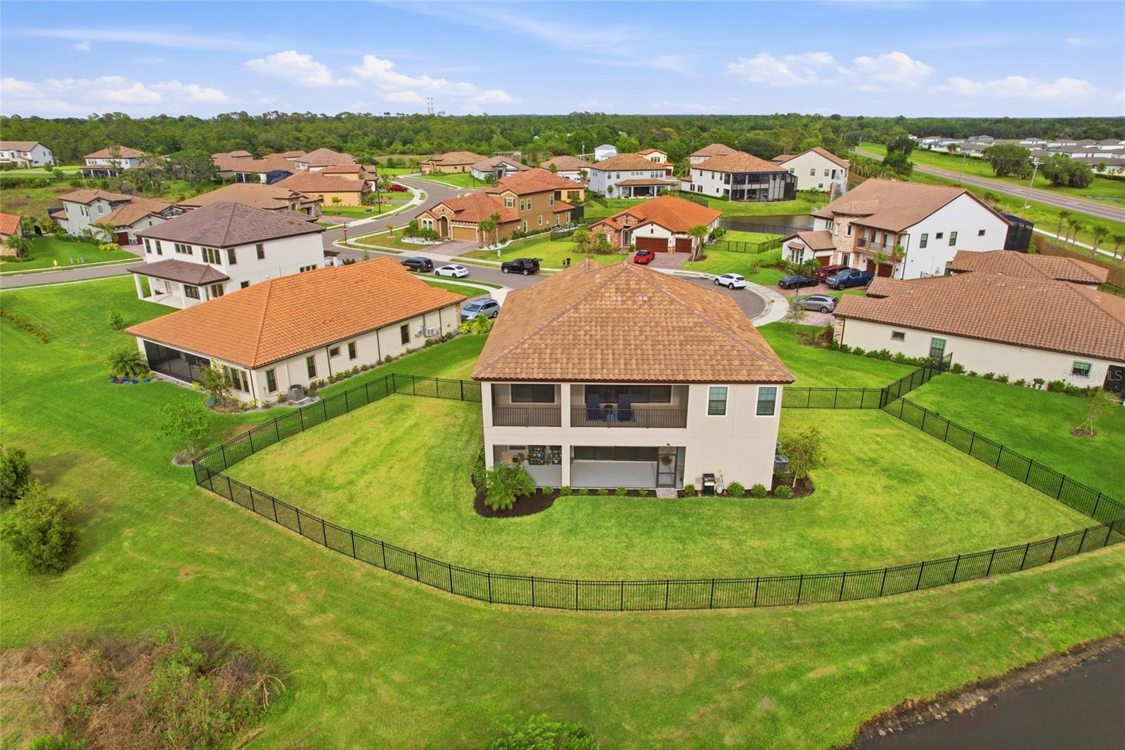 Image 3 of 65 For 8207 Rushton Place