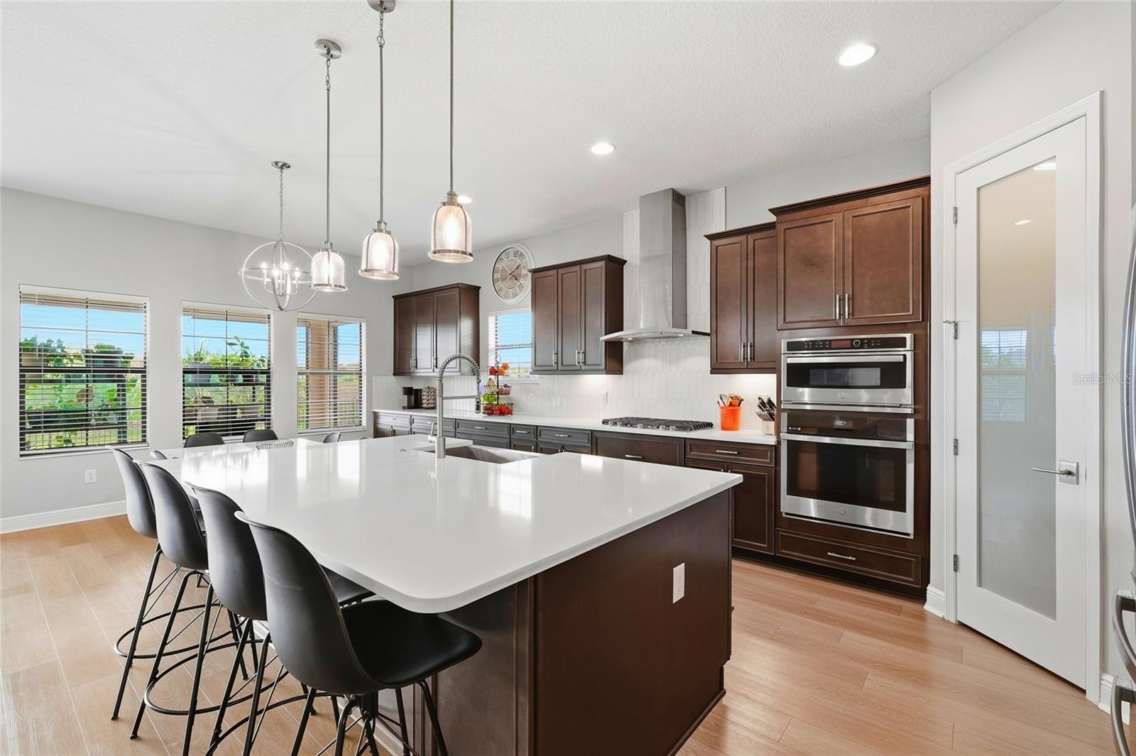 Image 9 of 65 For 8207 Rushton Place