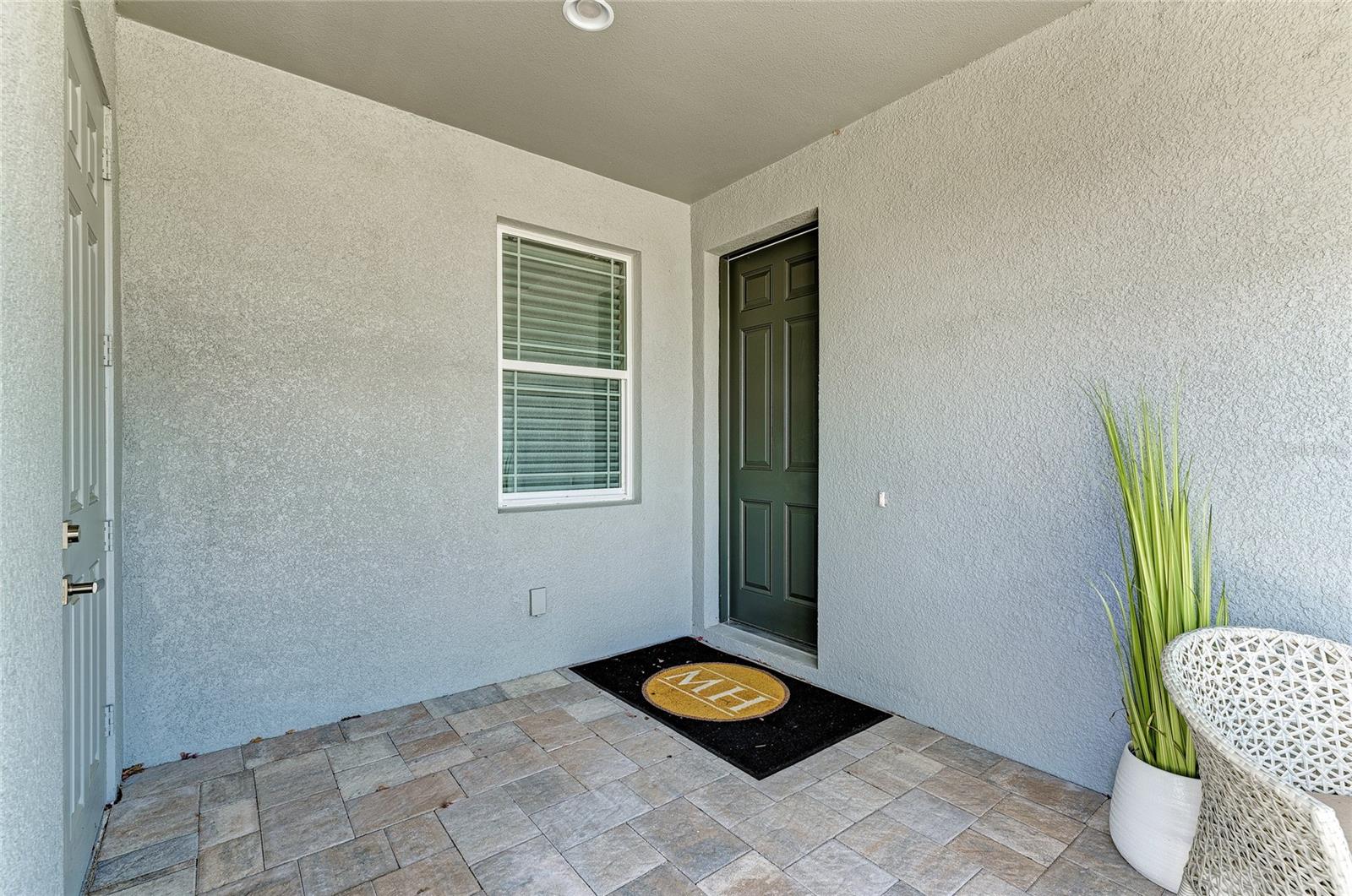 Listing photo id 0 for 264 Van Gogh Cove