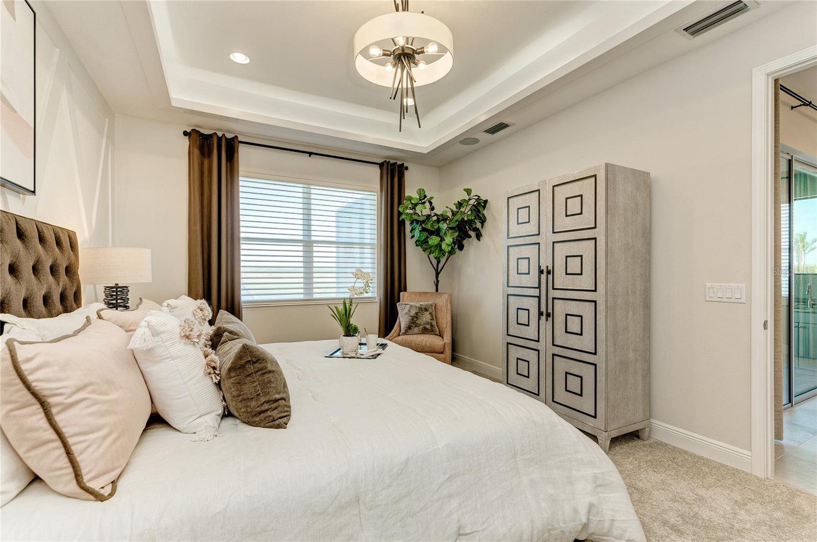 Listing photo id 18 for 264 Van Gogh Cove