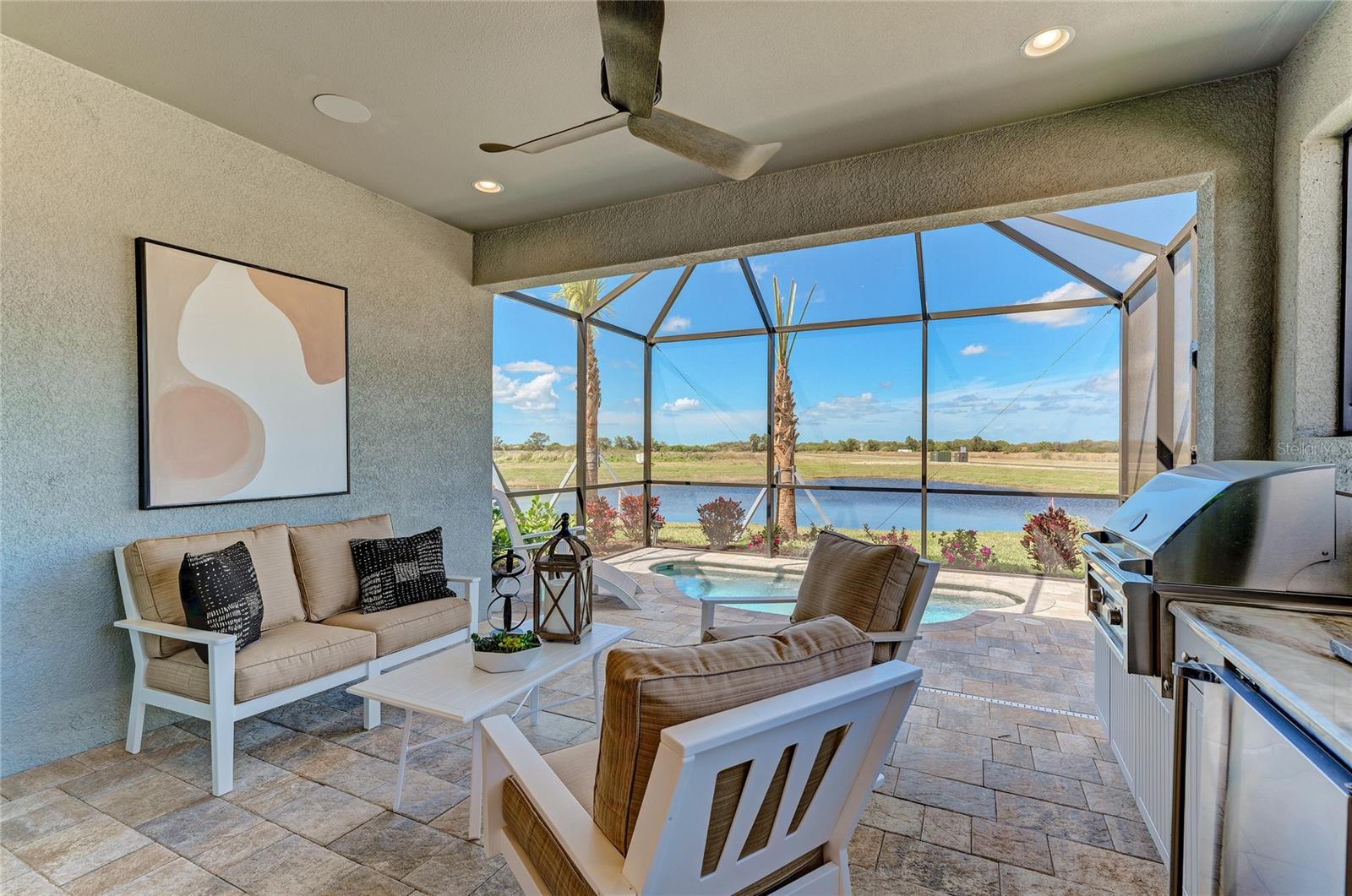 Listing photo id 30 for 264 Van Gogh Cove