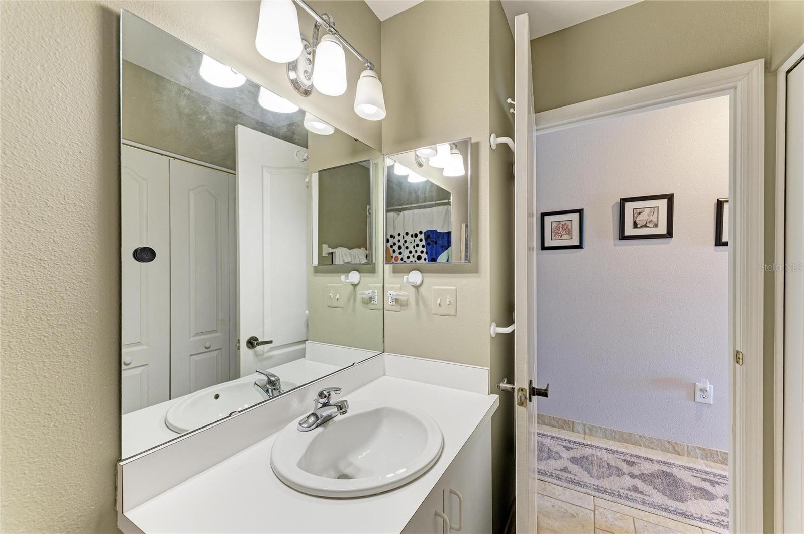 Image 34 of 50 For 9620 Club South Circle 5108