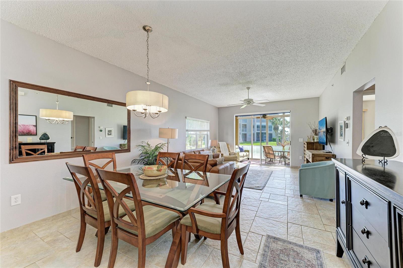 Image 8 of 50 For 9620 Club South Circle 5108