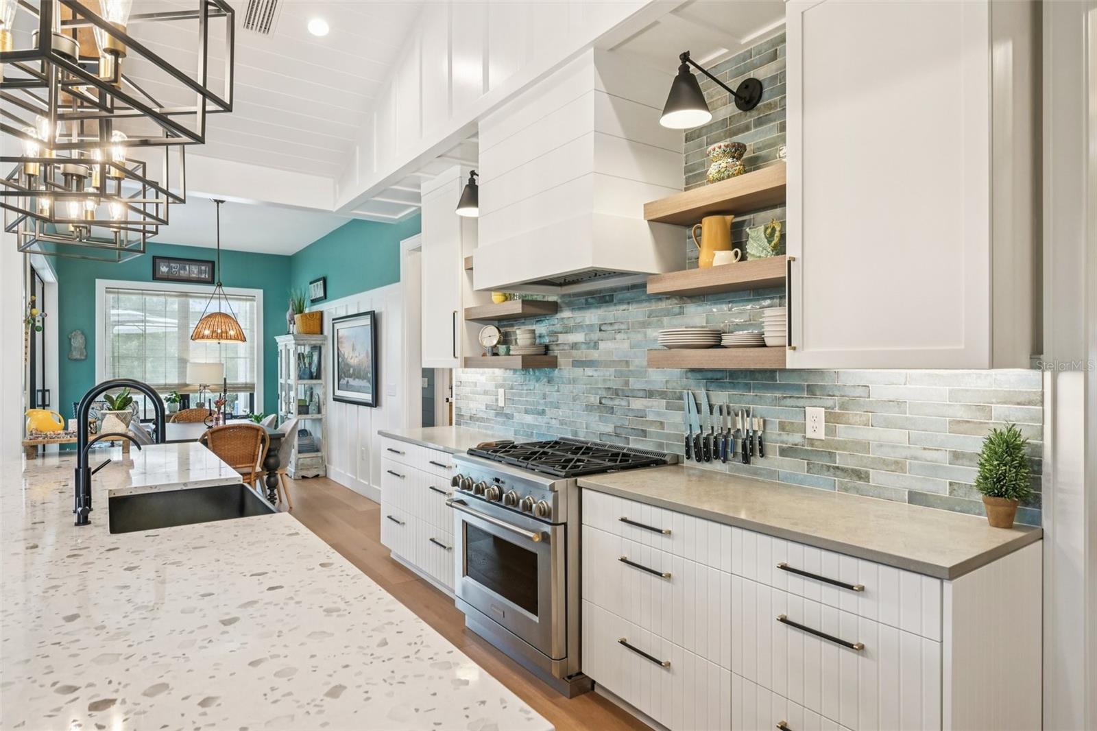 Image 15 of 56 For 2204 89th Street Nw