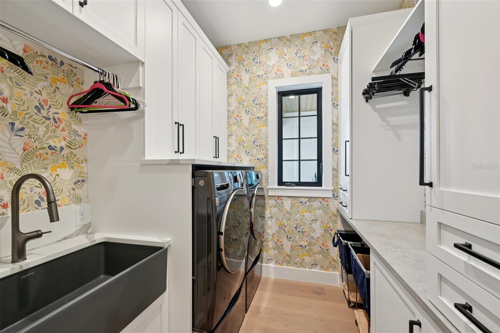 Image 37 of 56 For 2204 89th Street Nw