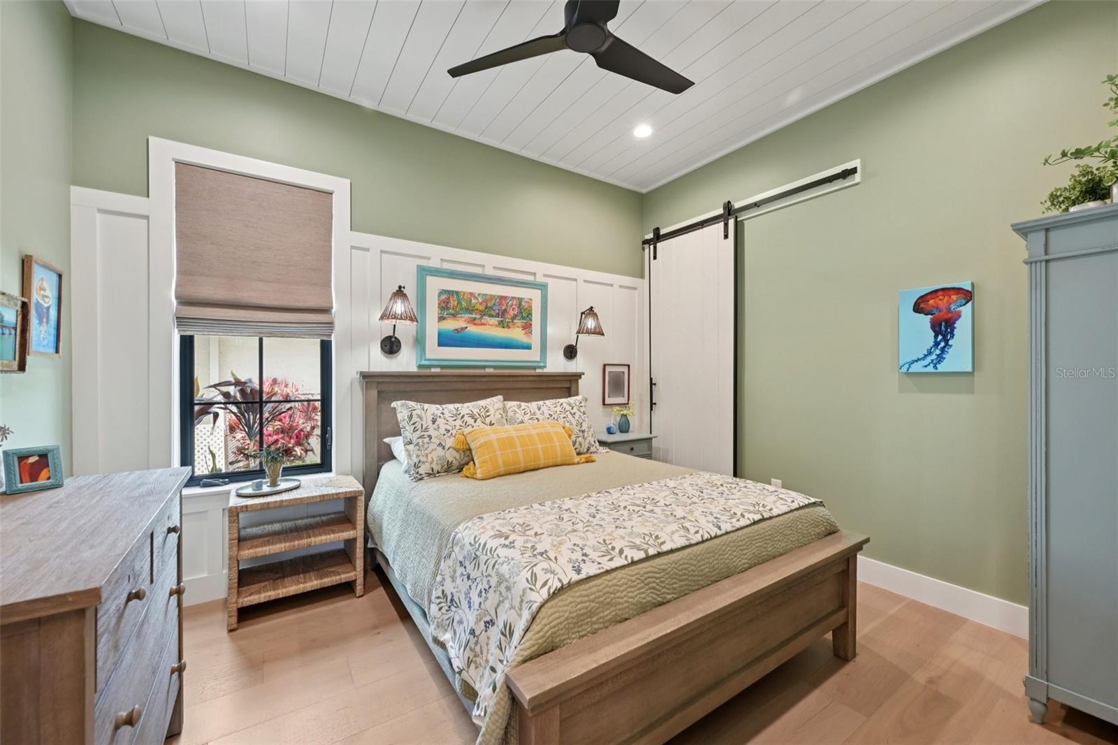 Image 39 of 56 For 2204 89th Street Nw